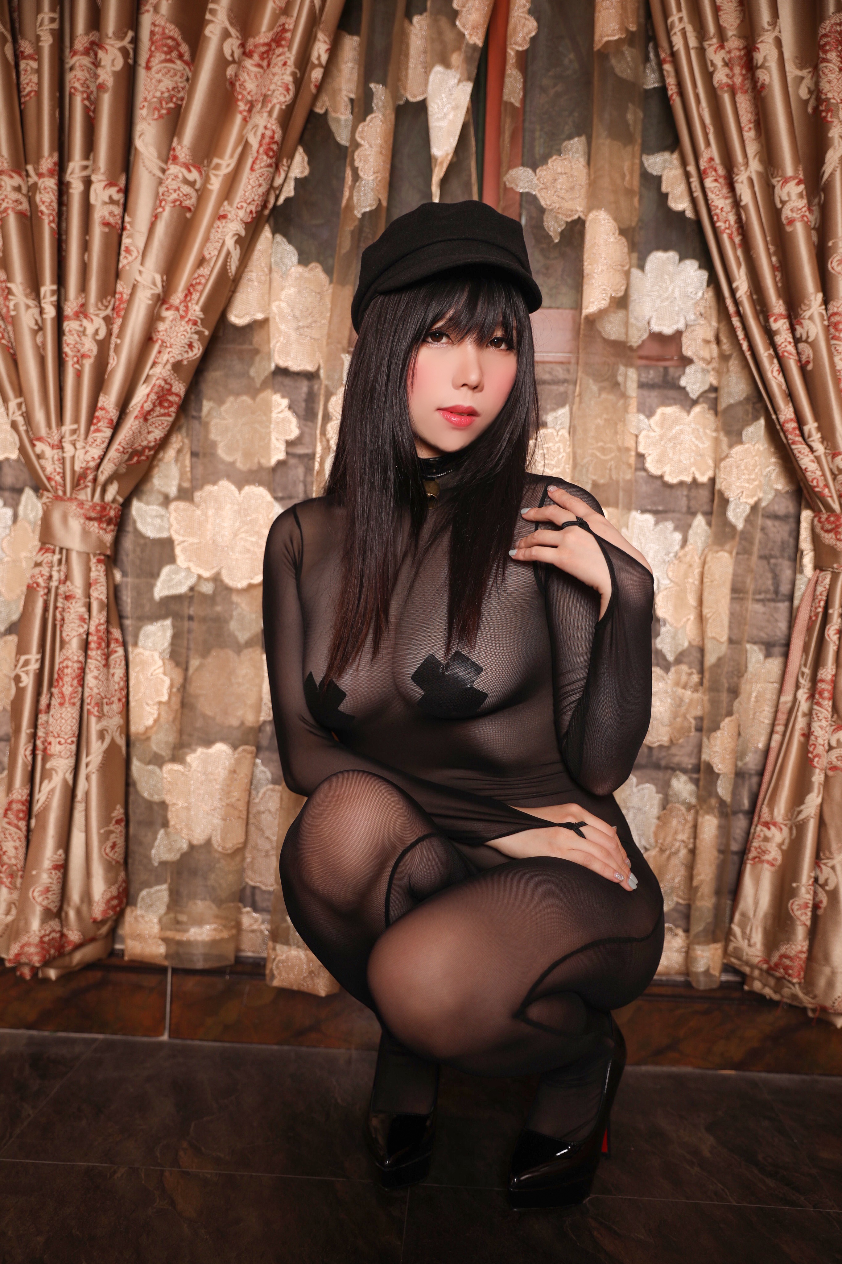 Lu Yexi Vol.03 Black Silk Suit 149P-443MB