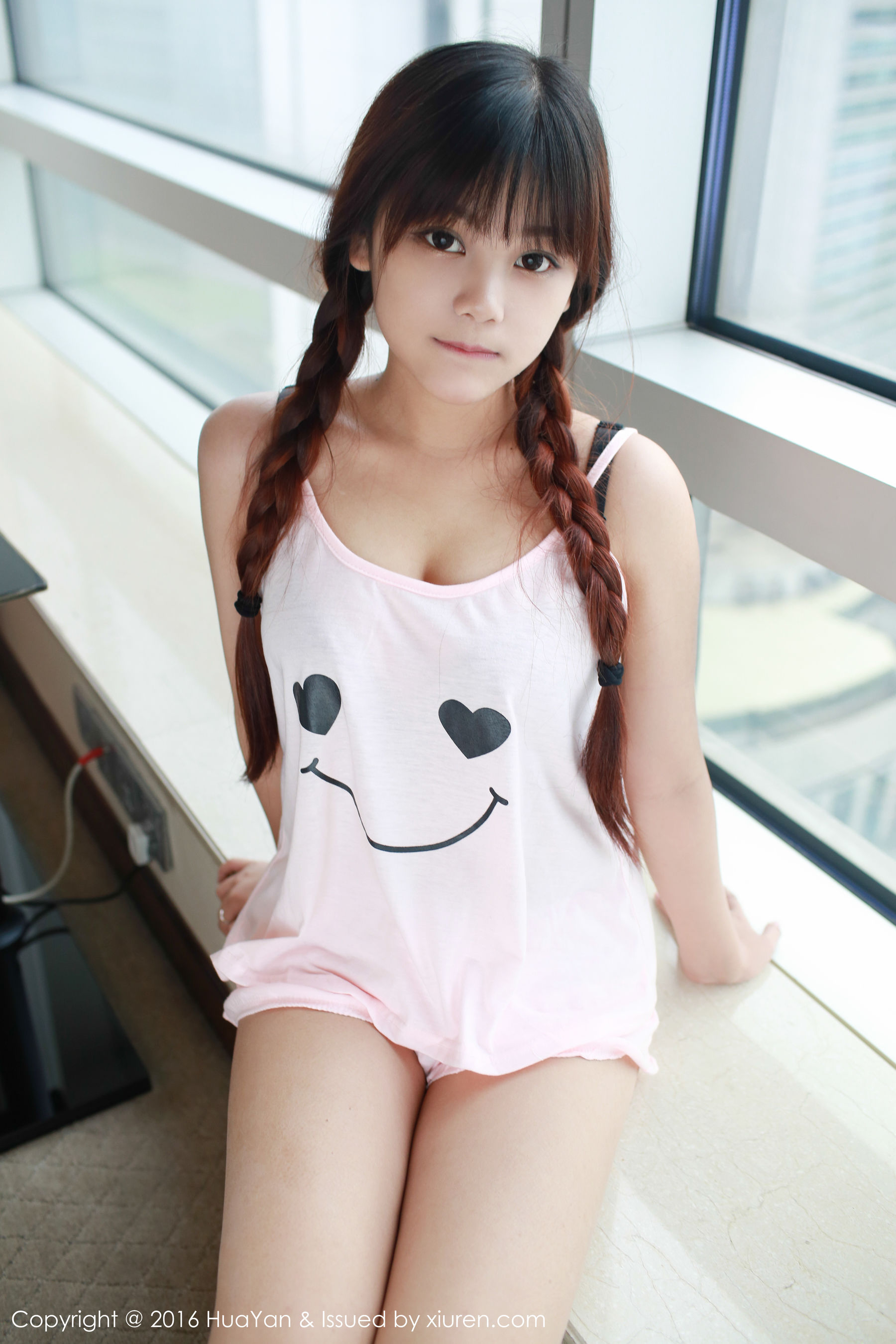 Model Xiaoyue Er's Green Little Girl, Little Fresh Series Hua Yan Huayan Vol.016