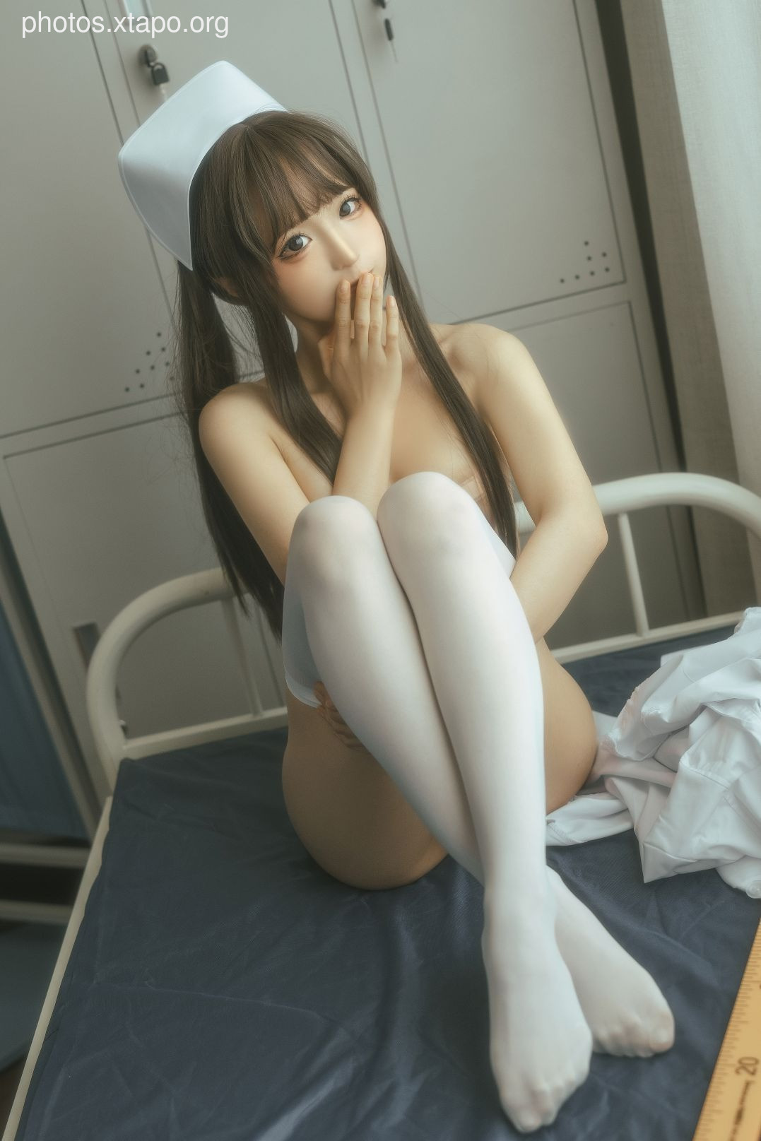 Stupid Mo Momos gentleman version 143p