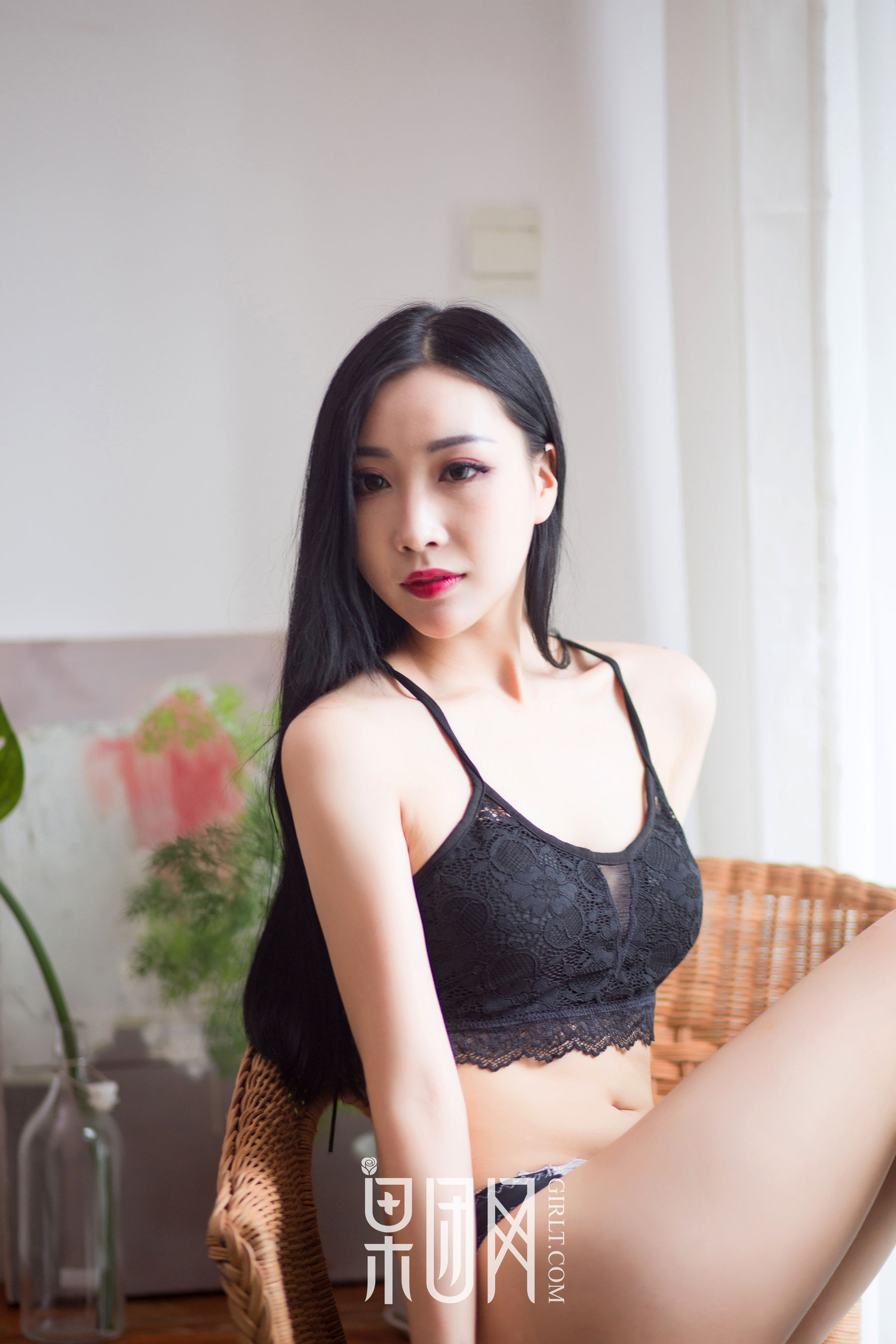 Yuer Black Silk Charm Fruit Group Girlt No.081