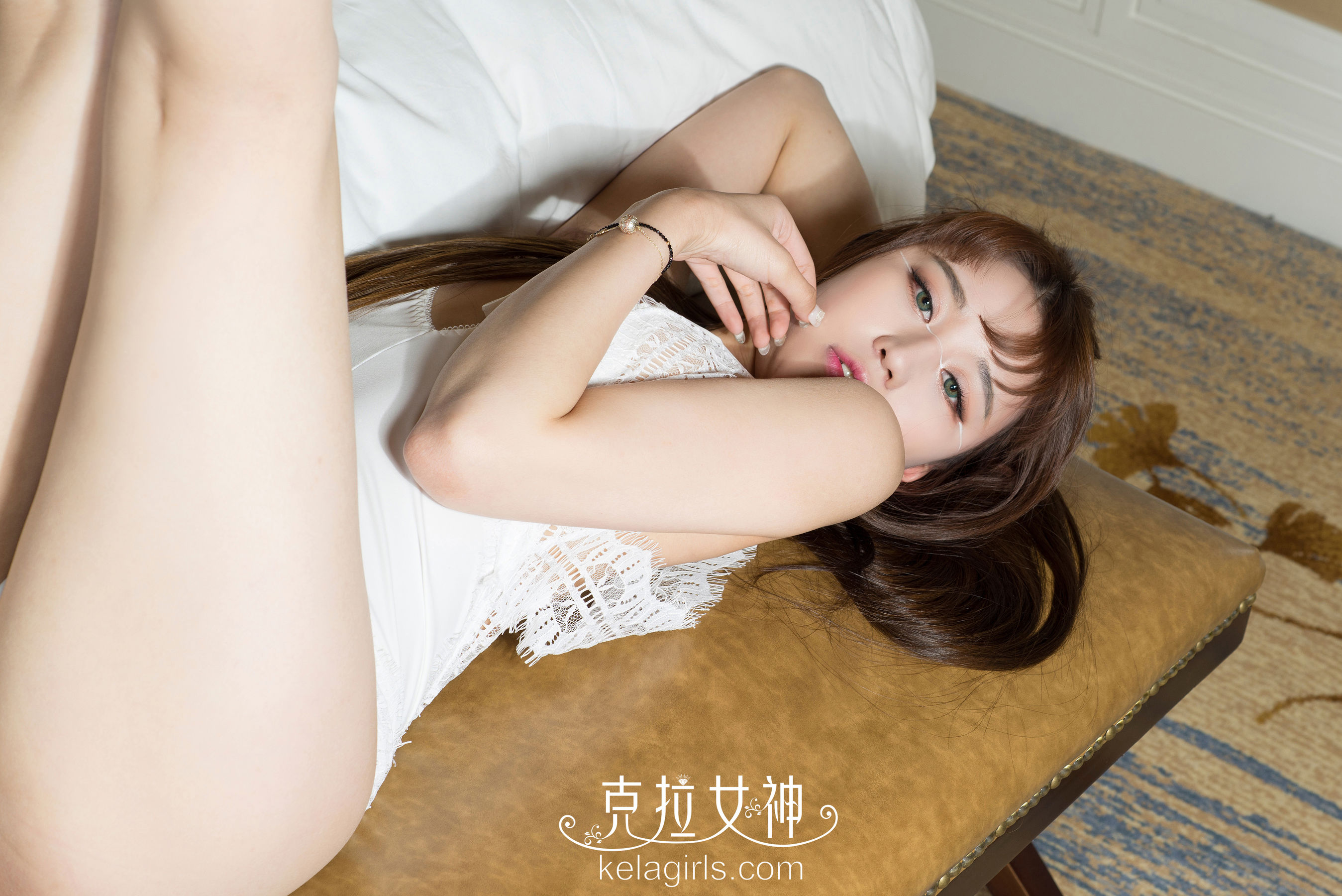 Yinniko White Fox Fairy Carat Goddess