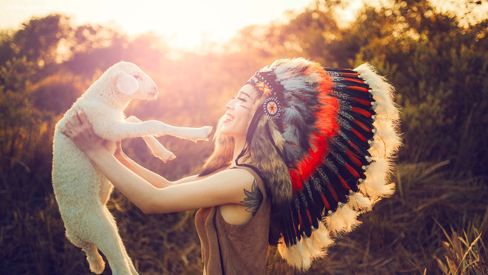 in the past, aboriginal girls Today, the aboriginal sister has a double