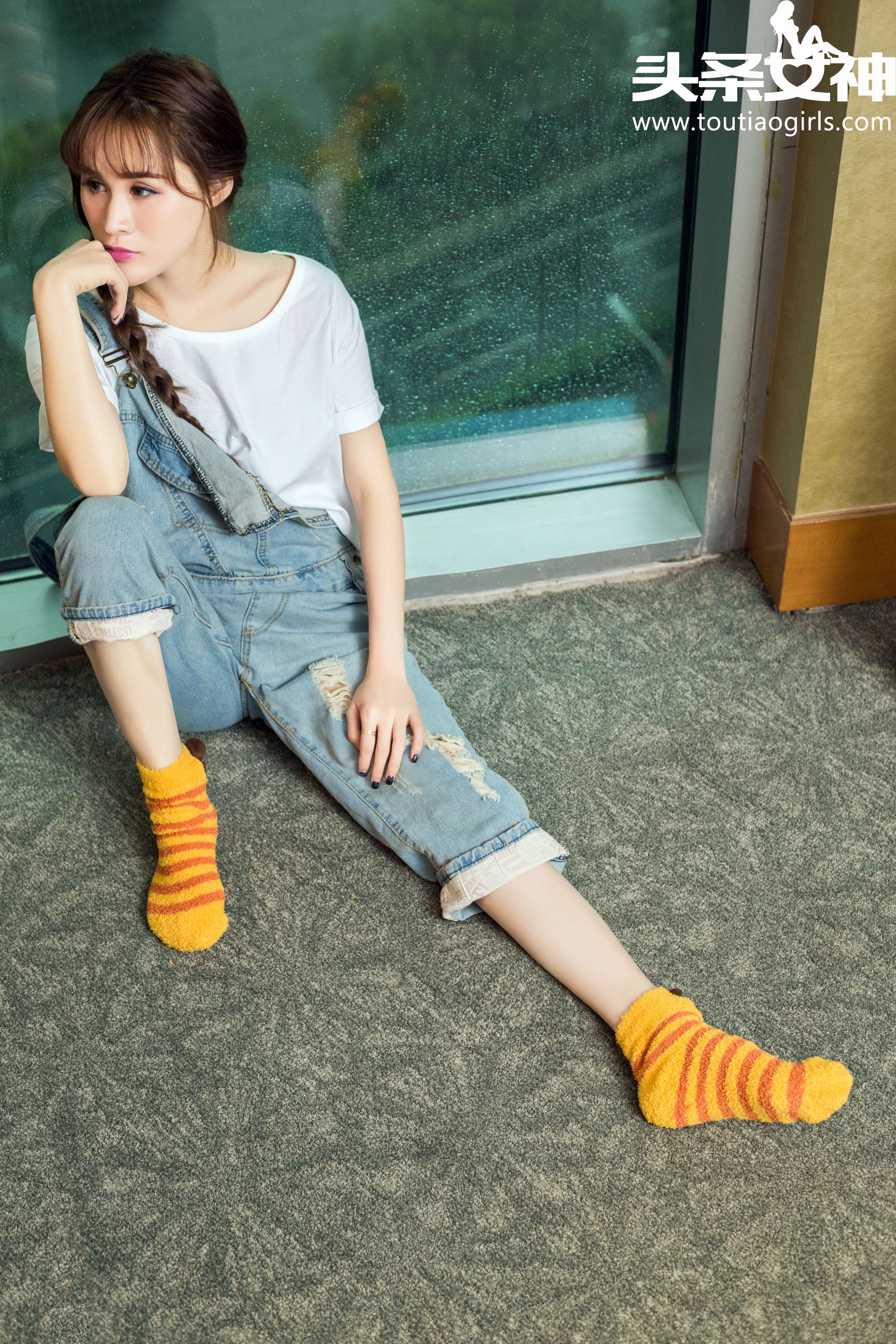 Shen Xiaoai Singing Luoyu Tower Youth Cowboy Little Loli Headline Goddess