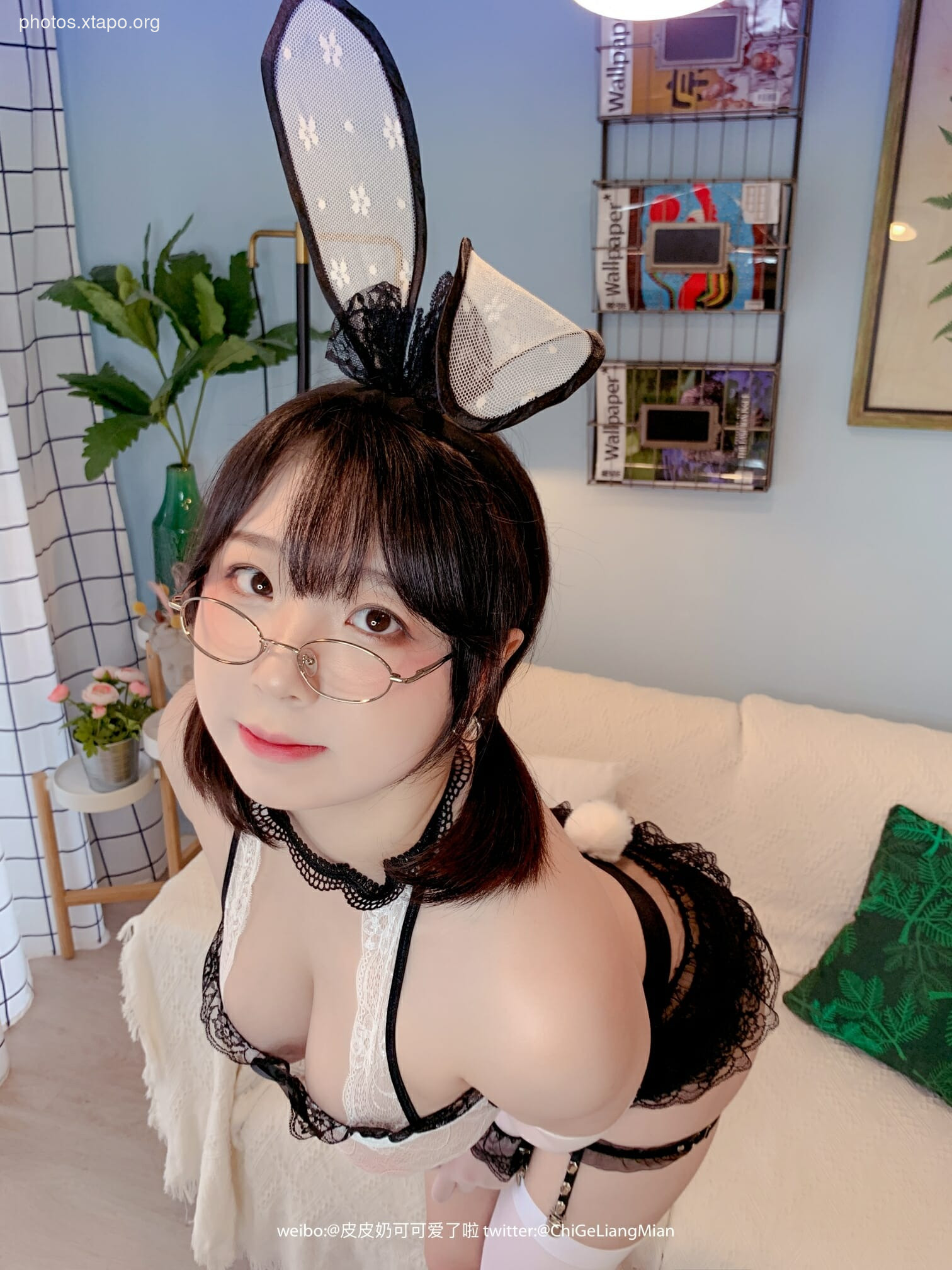 Pipi Nai-Lace Bunny Selfie 50P