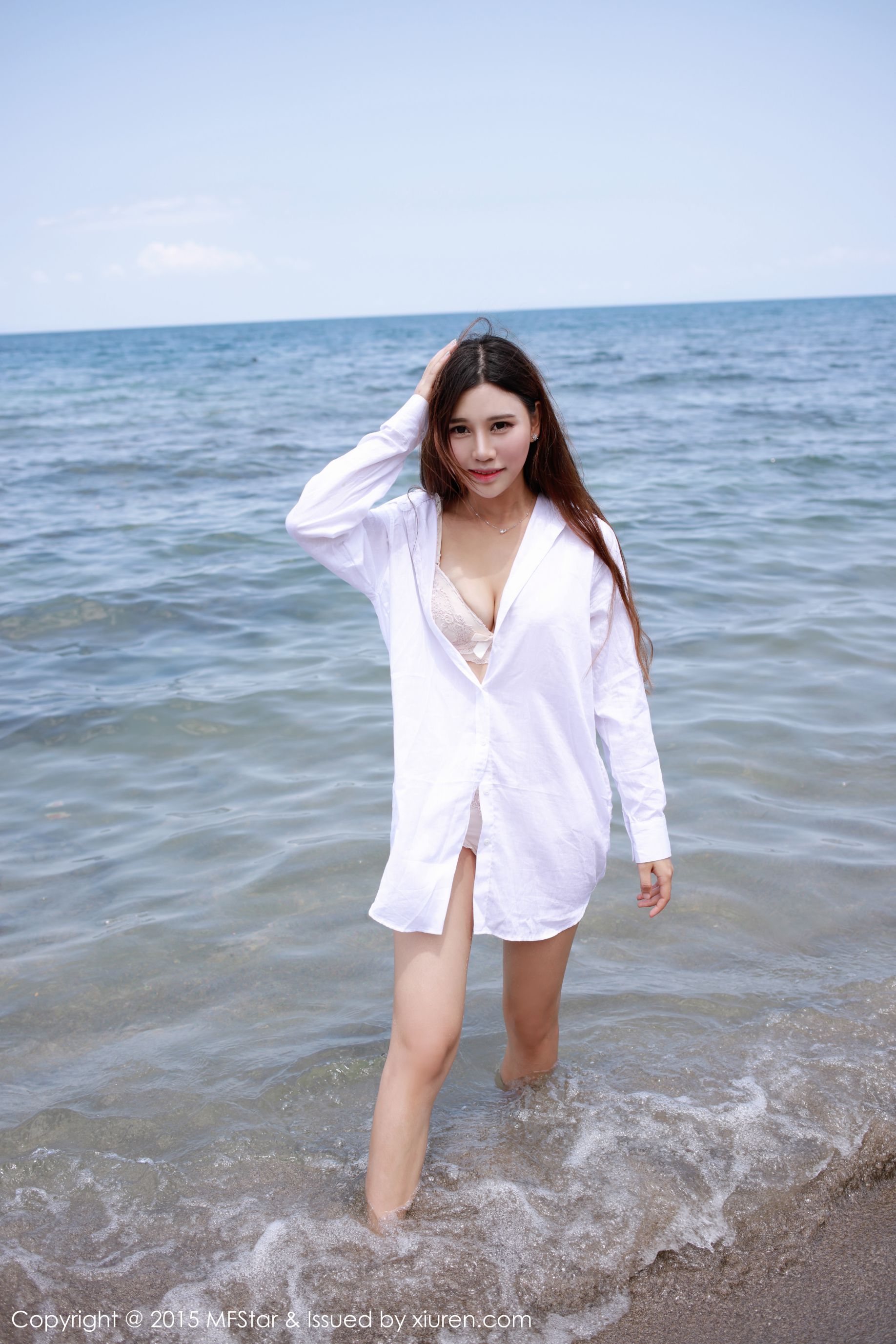 Milk Chu Chu's Longmu Island Travel white shirtbinding bikini Model Academy mfstar Vol.026