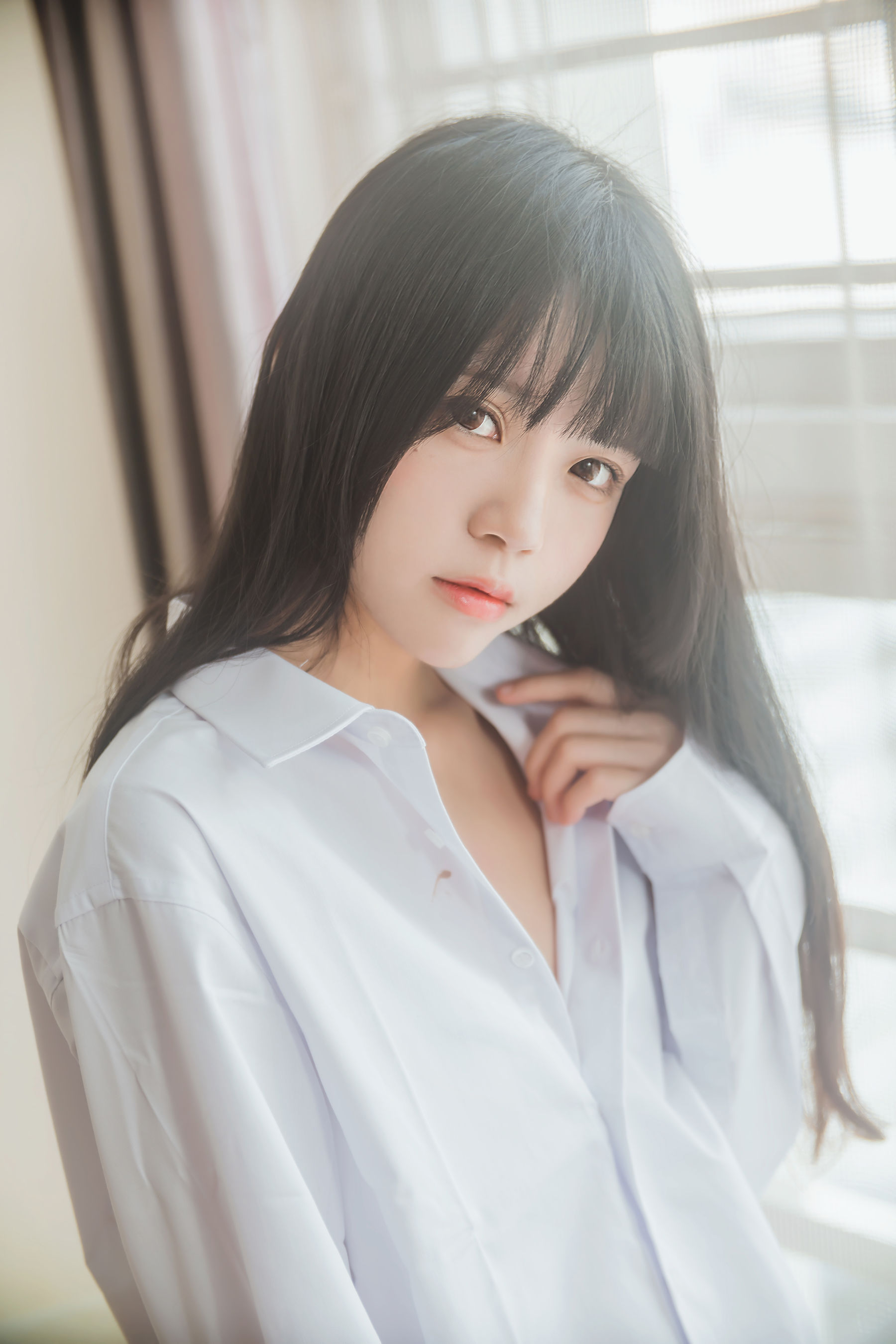 Loli cos 喵 -White Shirt Express