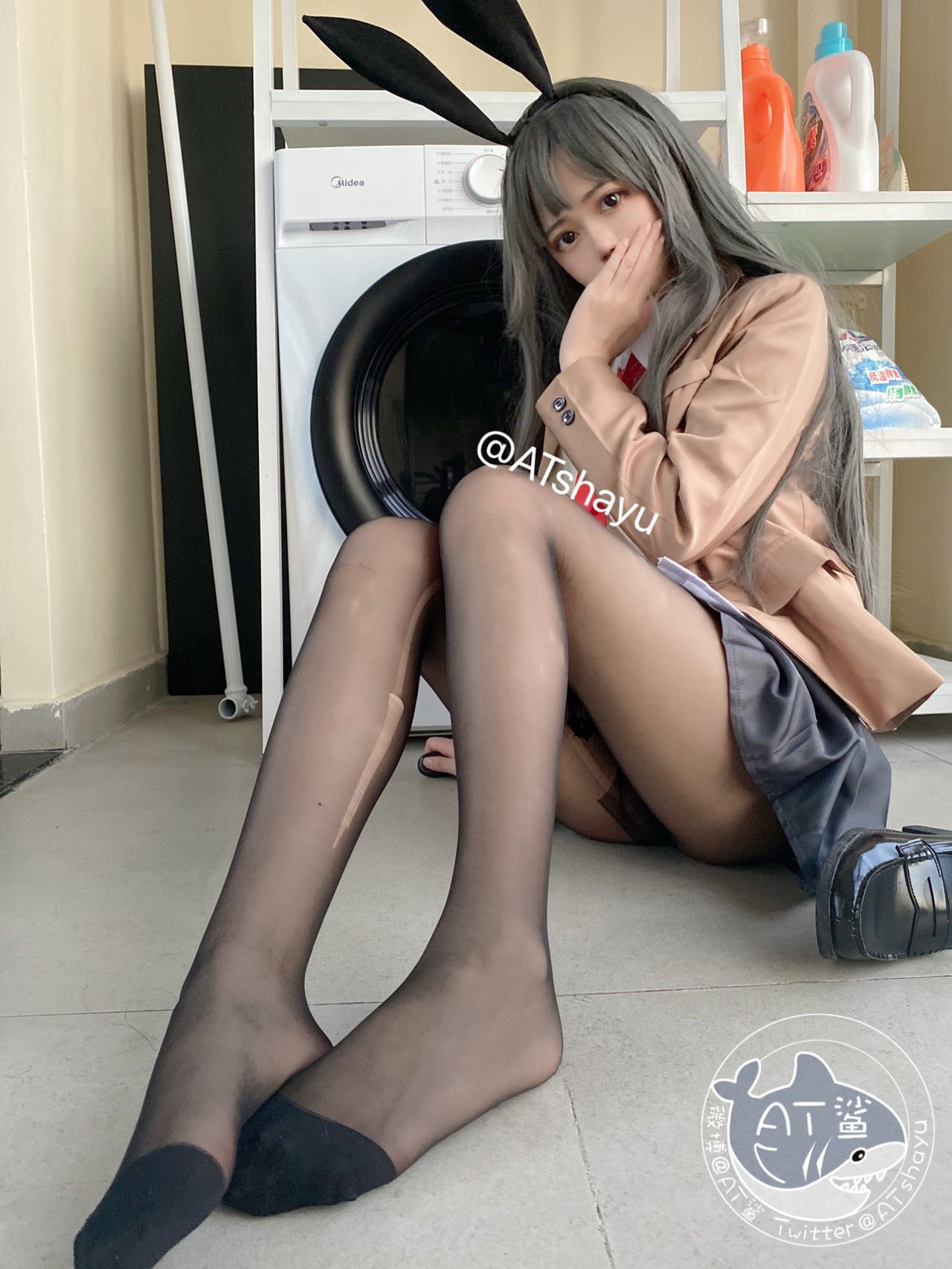 AT Shark -Mai Mai Sister