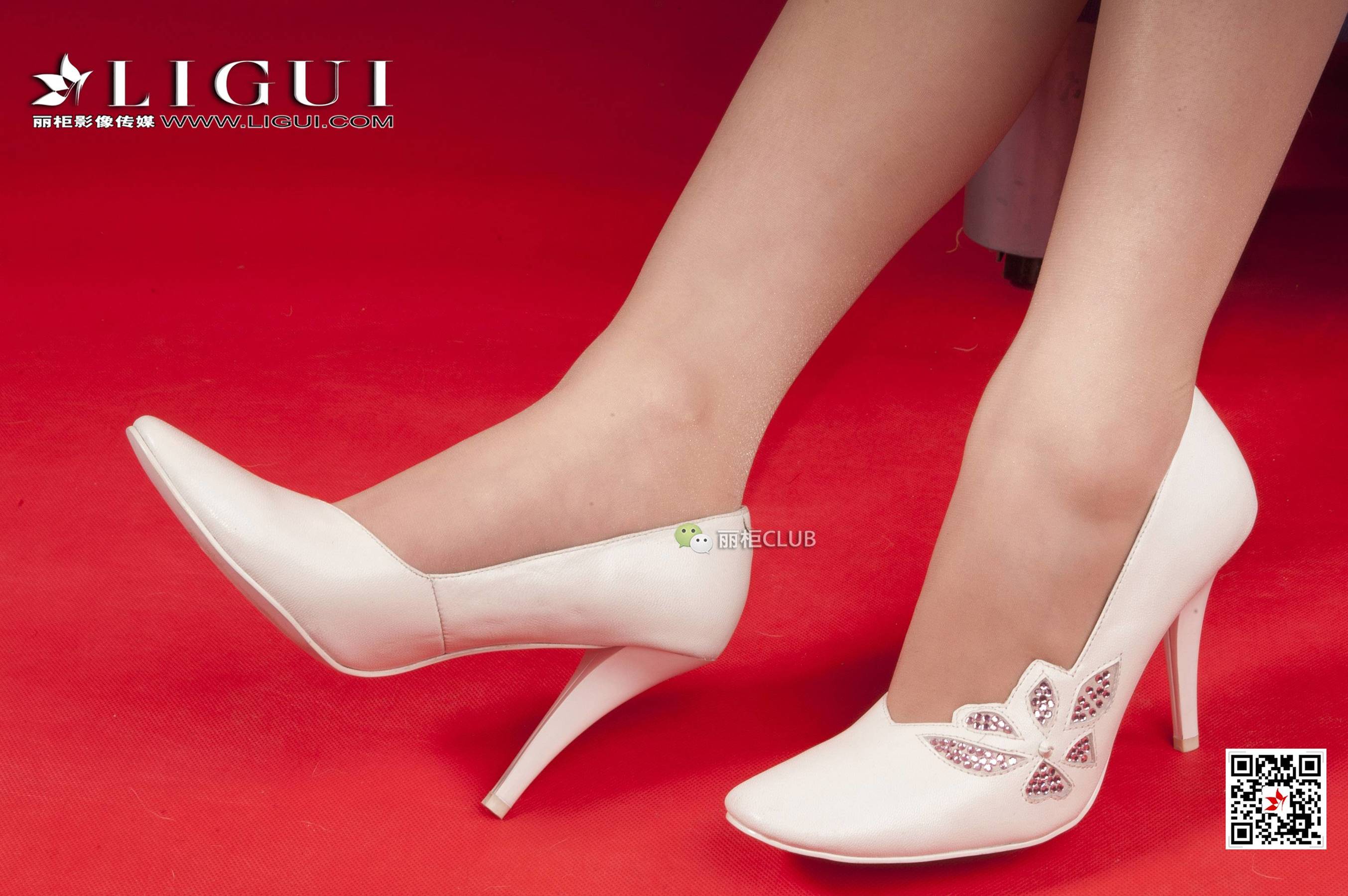 Foot model Lulu Nurse Beautiful Foot Li Cabinel Ligui Classic review