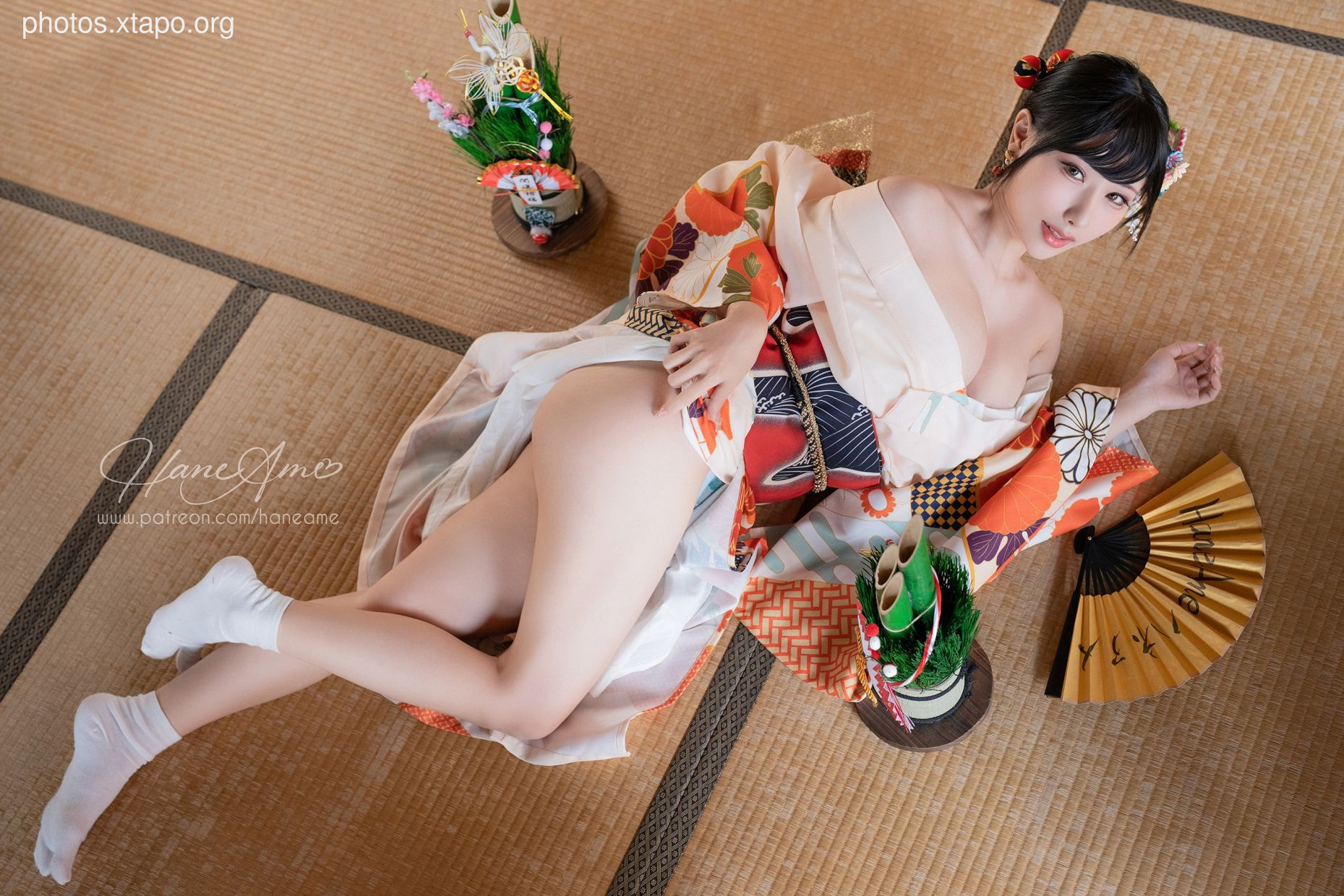 HaneAme 雨波 — Flower Print Kimono Girl