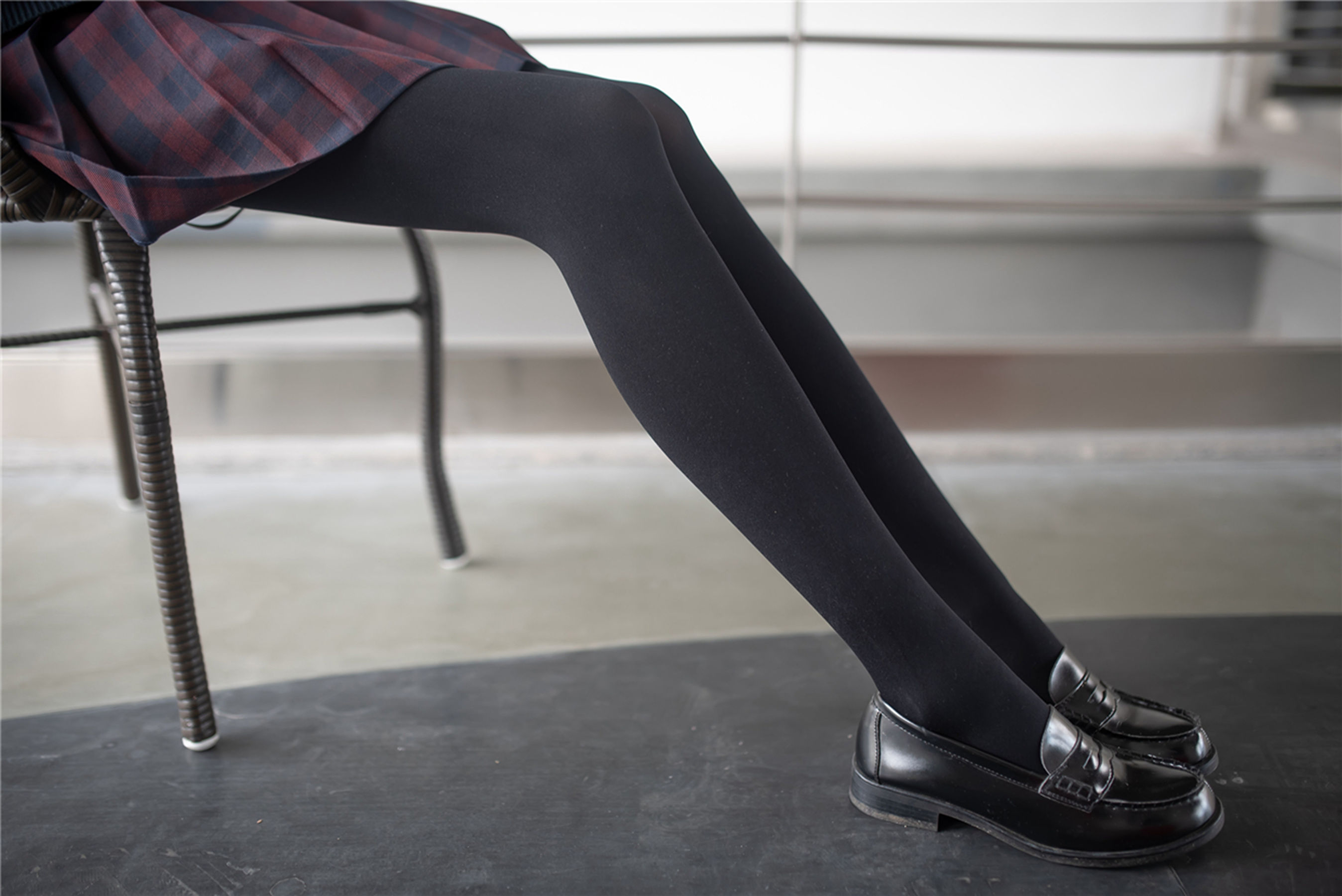 Field of Wind NO.147 Red Black Skirt thick black silk