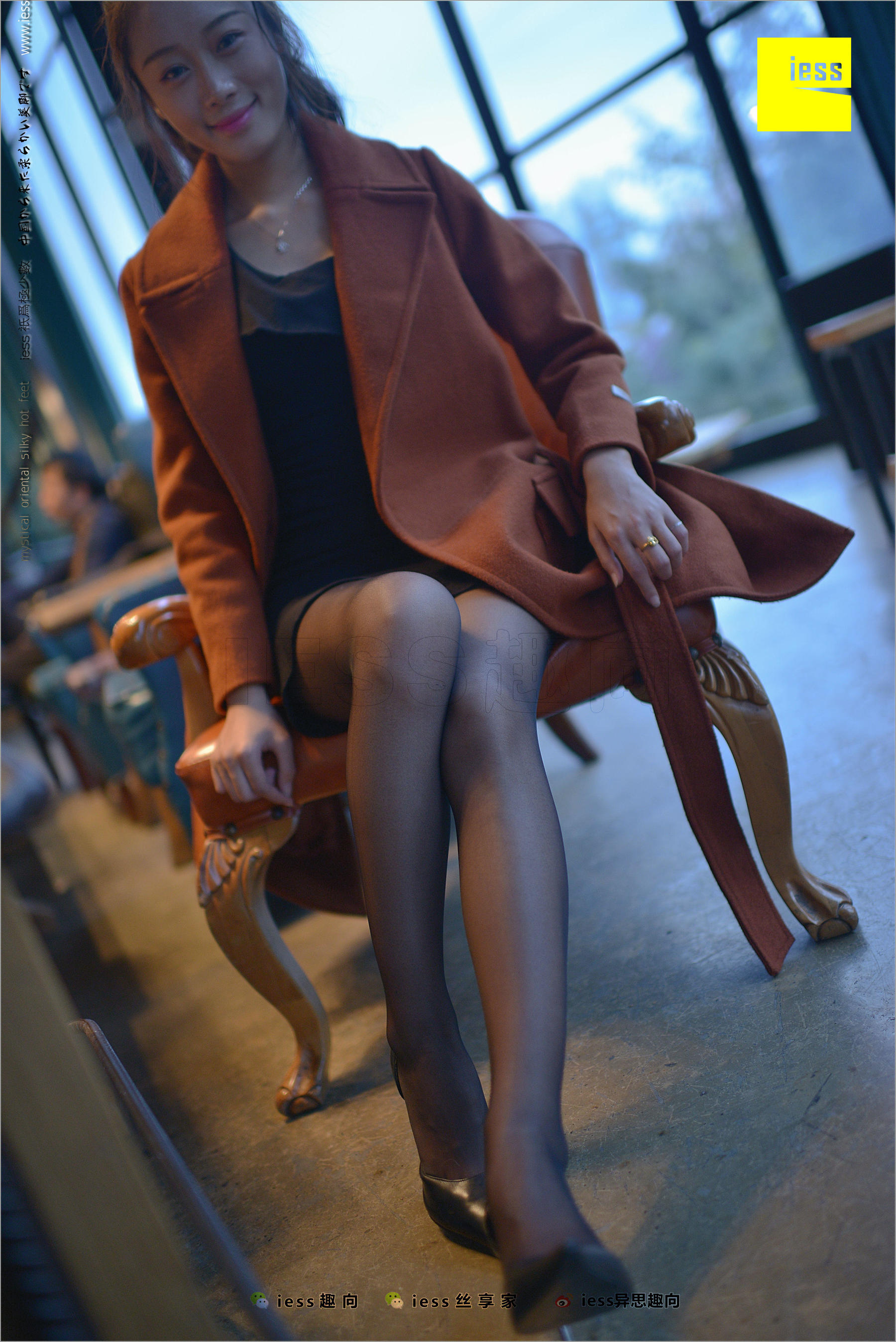 Little Black Girl Black Silk Beautiful Legs Different Thinking to IESS Silk Foot Bento 209