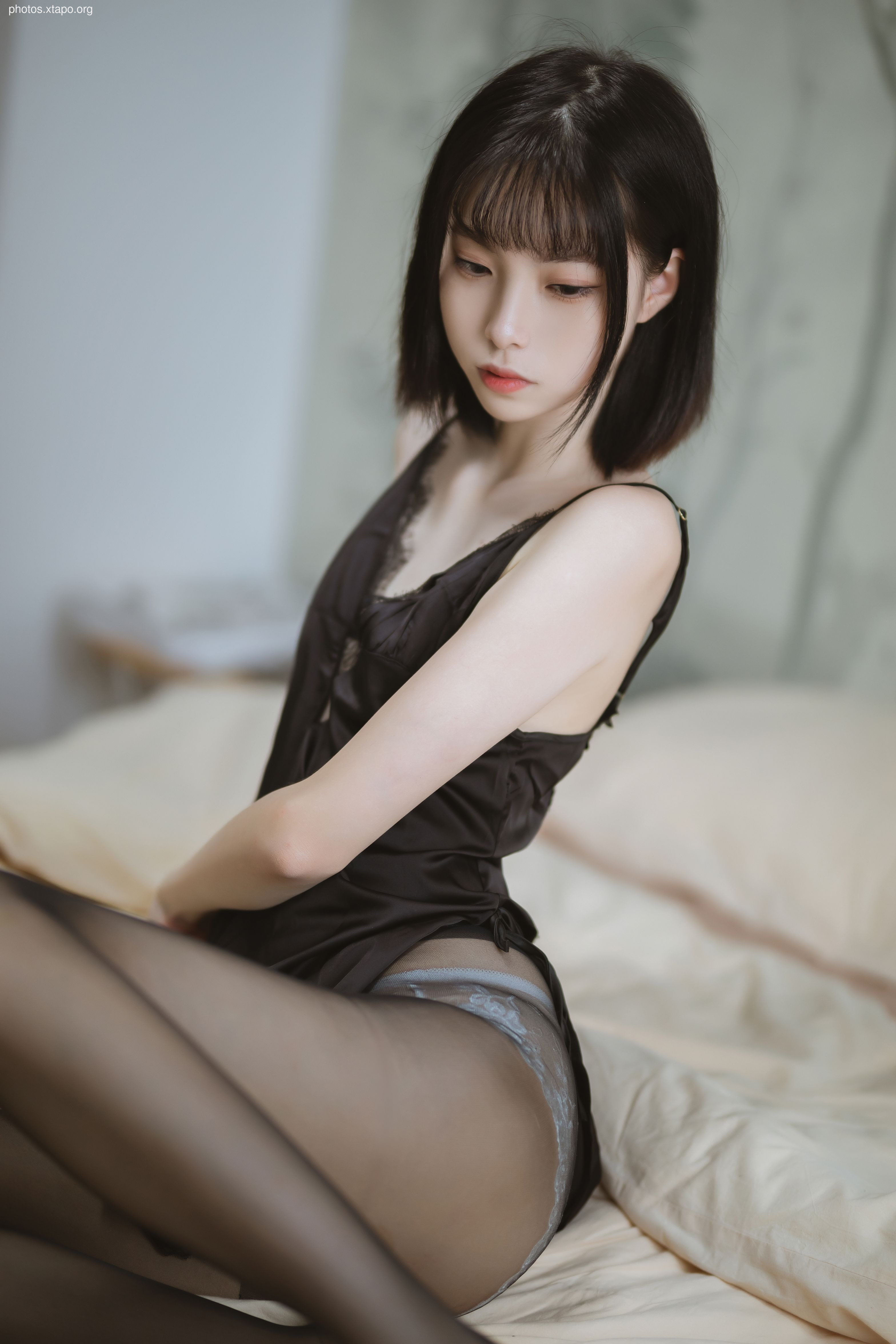 Xu Lan Lan -Black lace pajamas 40p -585MB