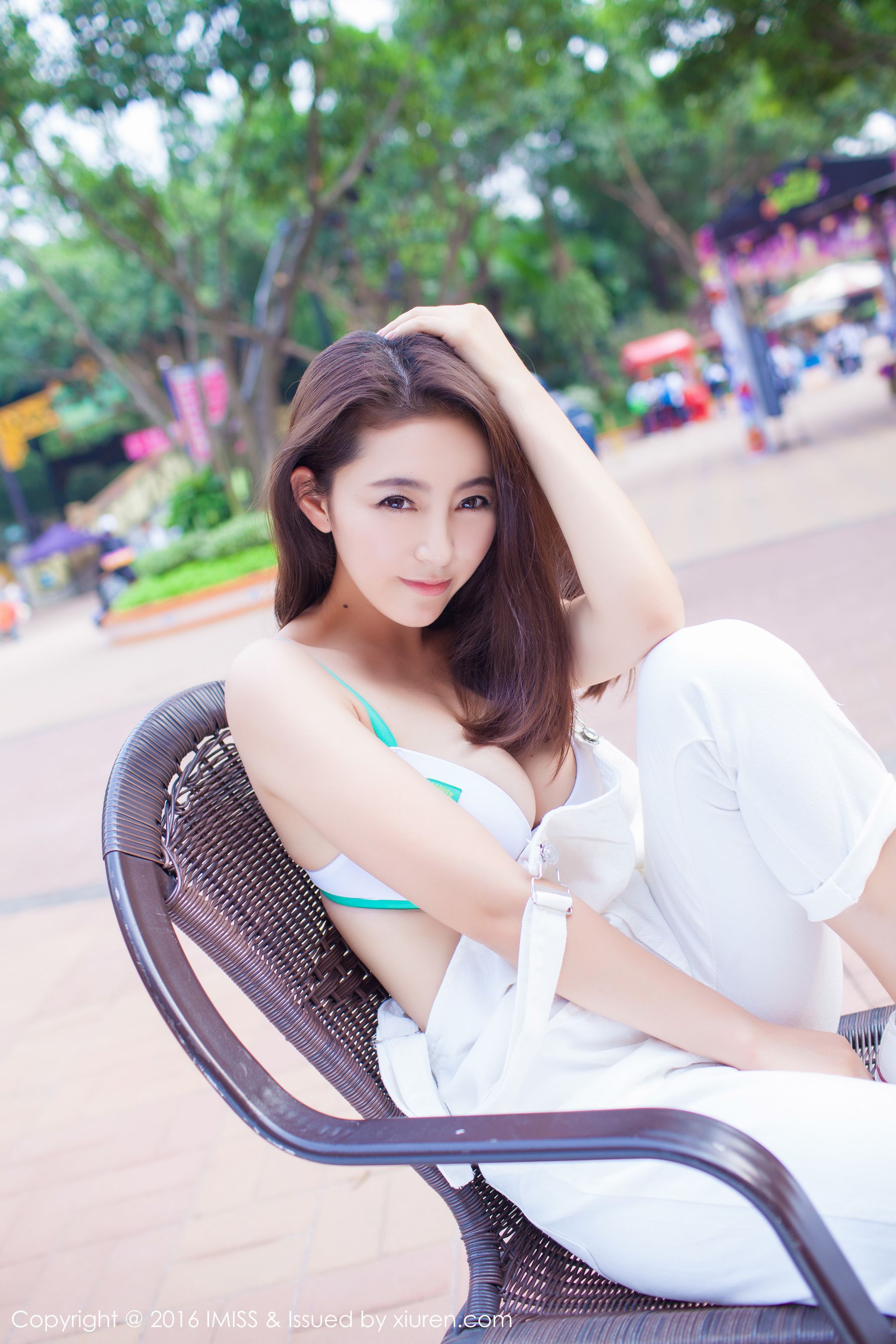 Xia Mo GIGI 2 sets of clothing street shots Ai MISS VOL.066