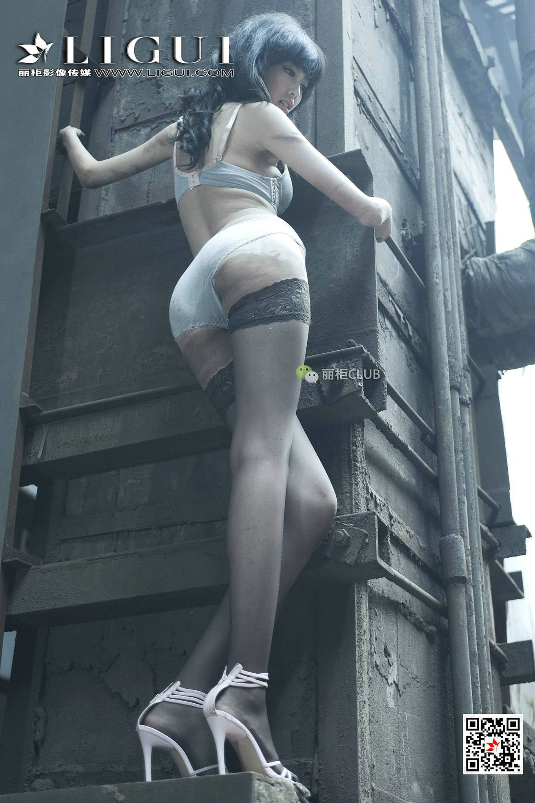 Leg Model Meng Lu Black Silk Portrait Photography LIGUI