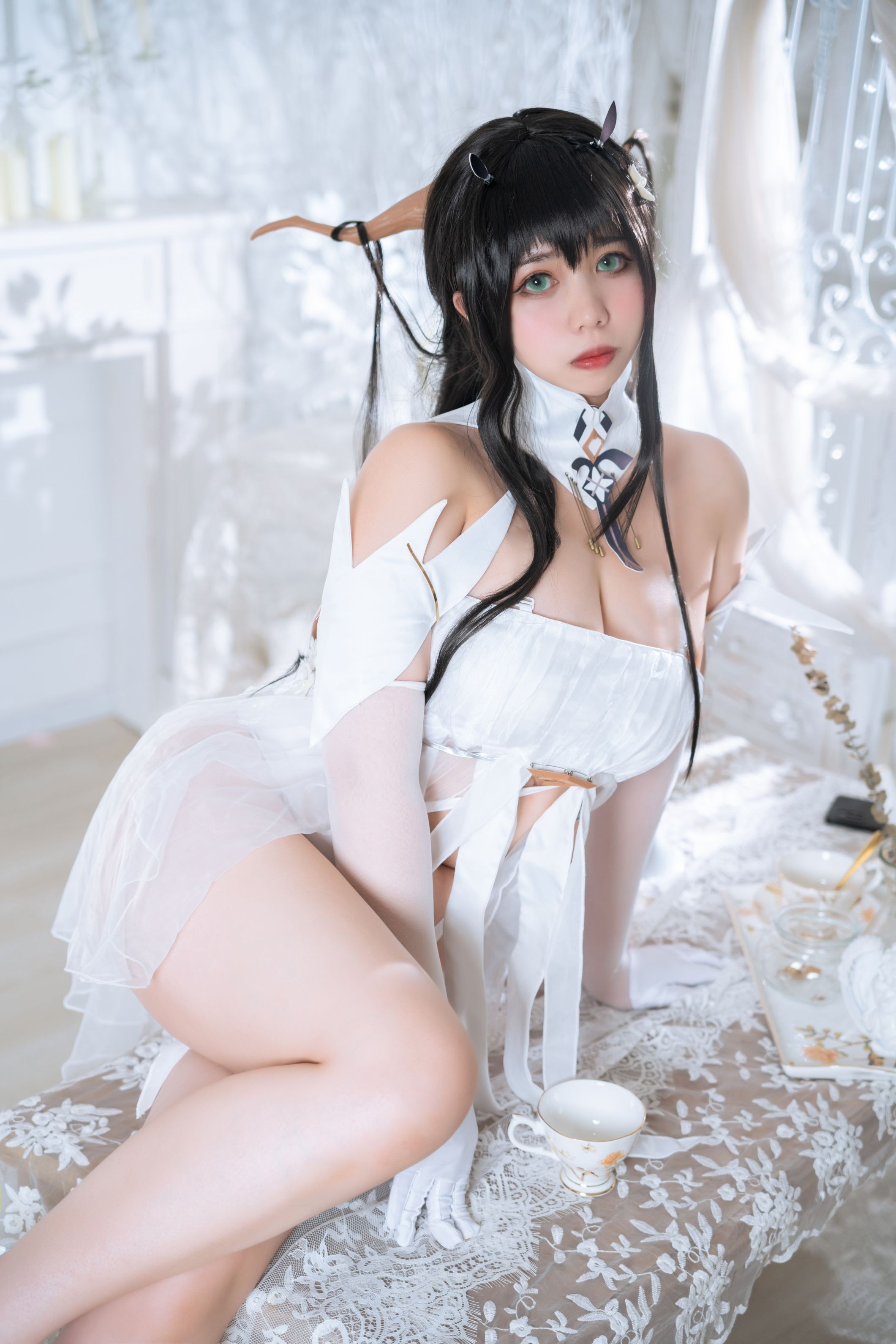 Charm Hitomi Meroko 001 Blue Line Real Estate 53P-486MB