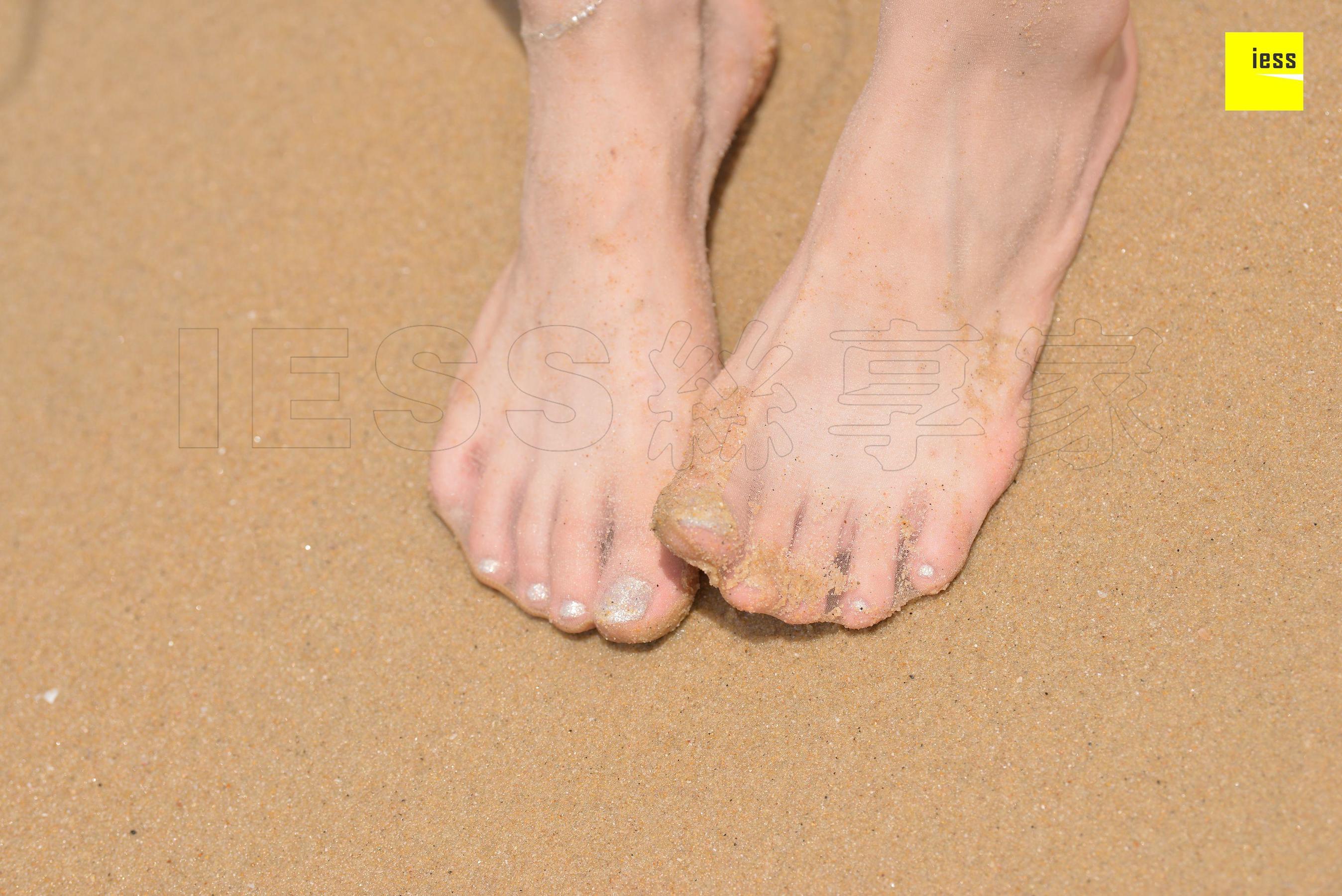 Different Thoughts to IESS Devil on Wednesday Special issue 27 Jiajia Beach Uniform?