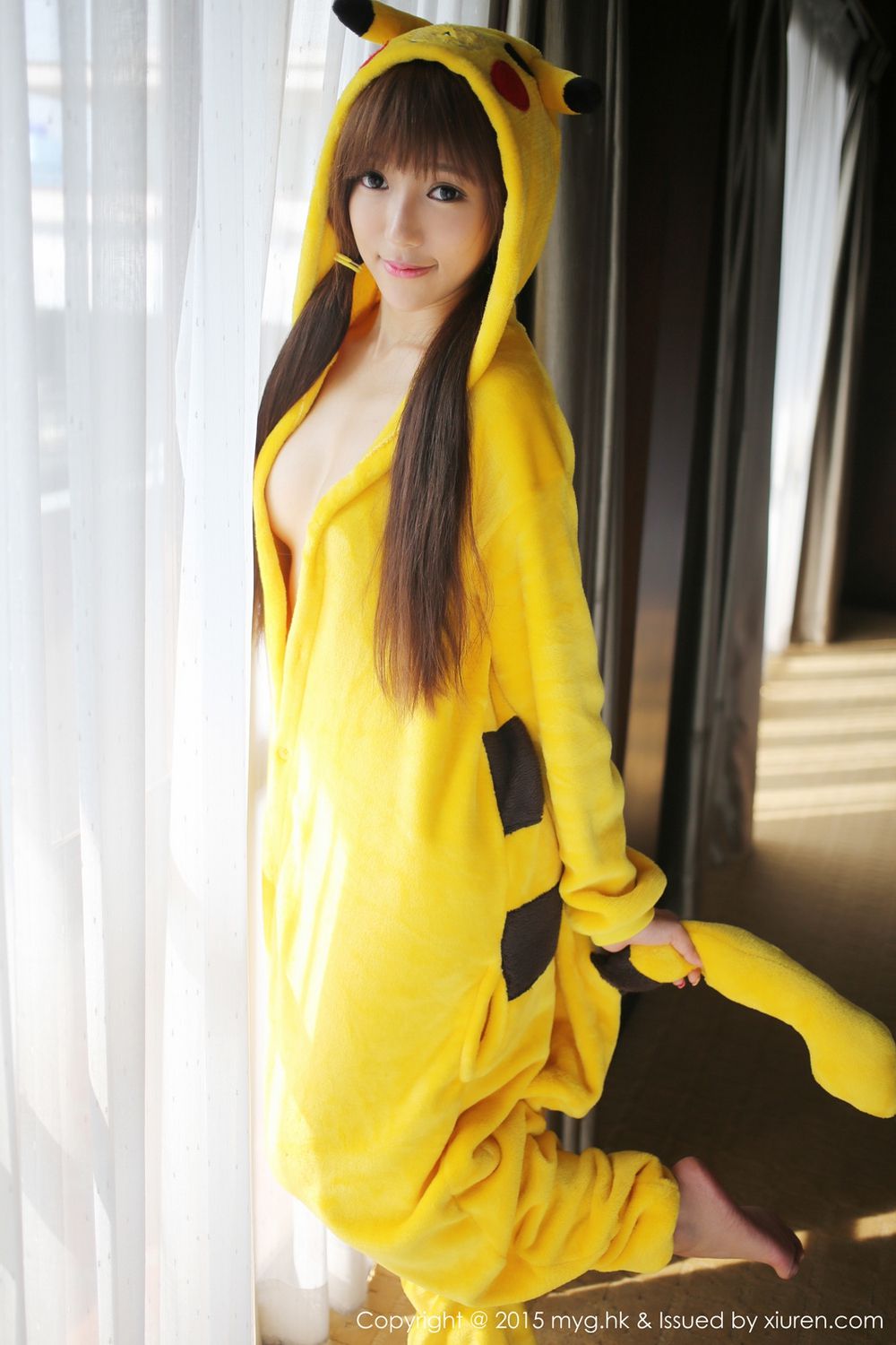 Wang Xinyao Yanni Thailand's Chiang Mai Brigade street shotbathrobePikachu Miyuan Pavilion Mygirl VOL.095