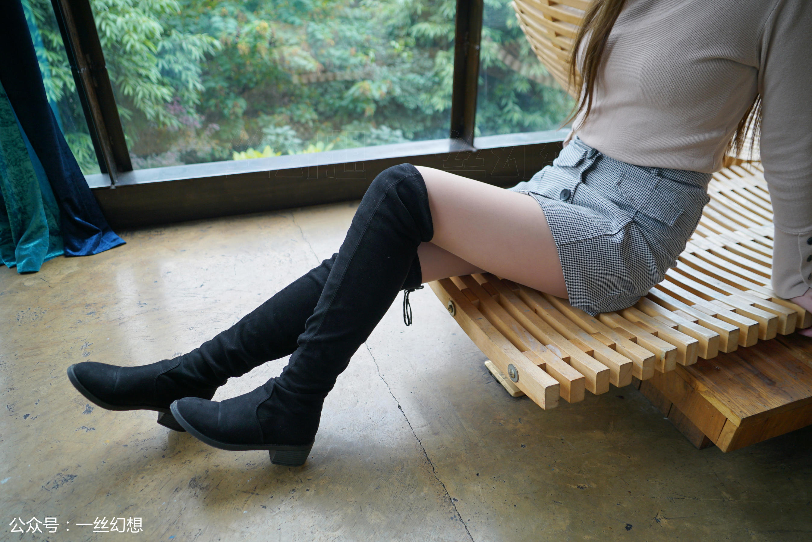 Gaosi Women's Picture Socks Xiaomei × a hint of fantasy NO.035 vivi