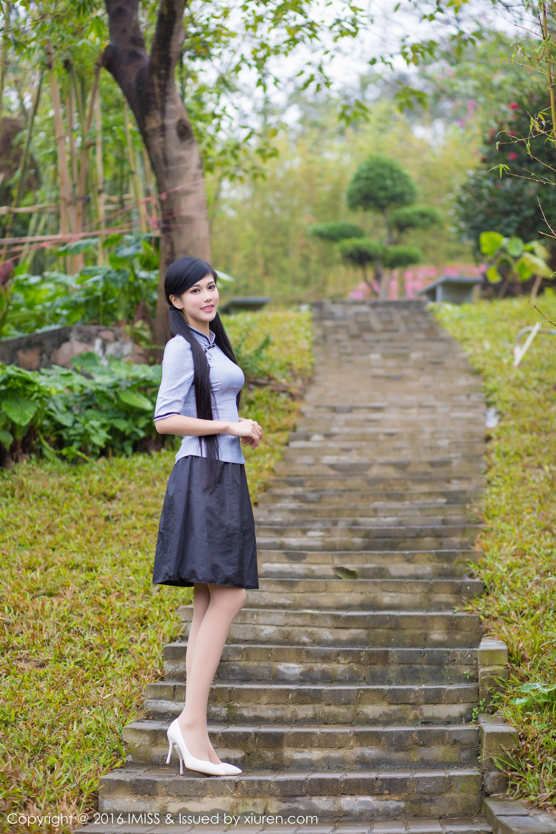 Wang Manni, Tan Xiaoya's Classical Cheongsam Series Ai Mishe Imiss Vol.070