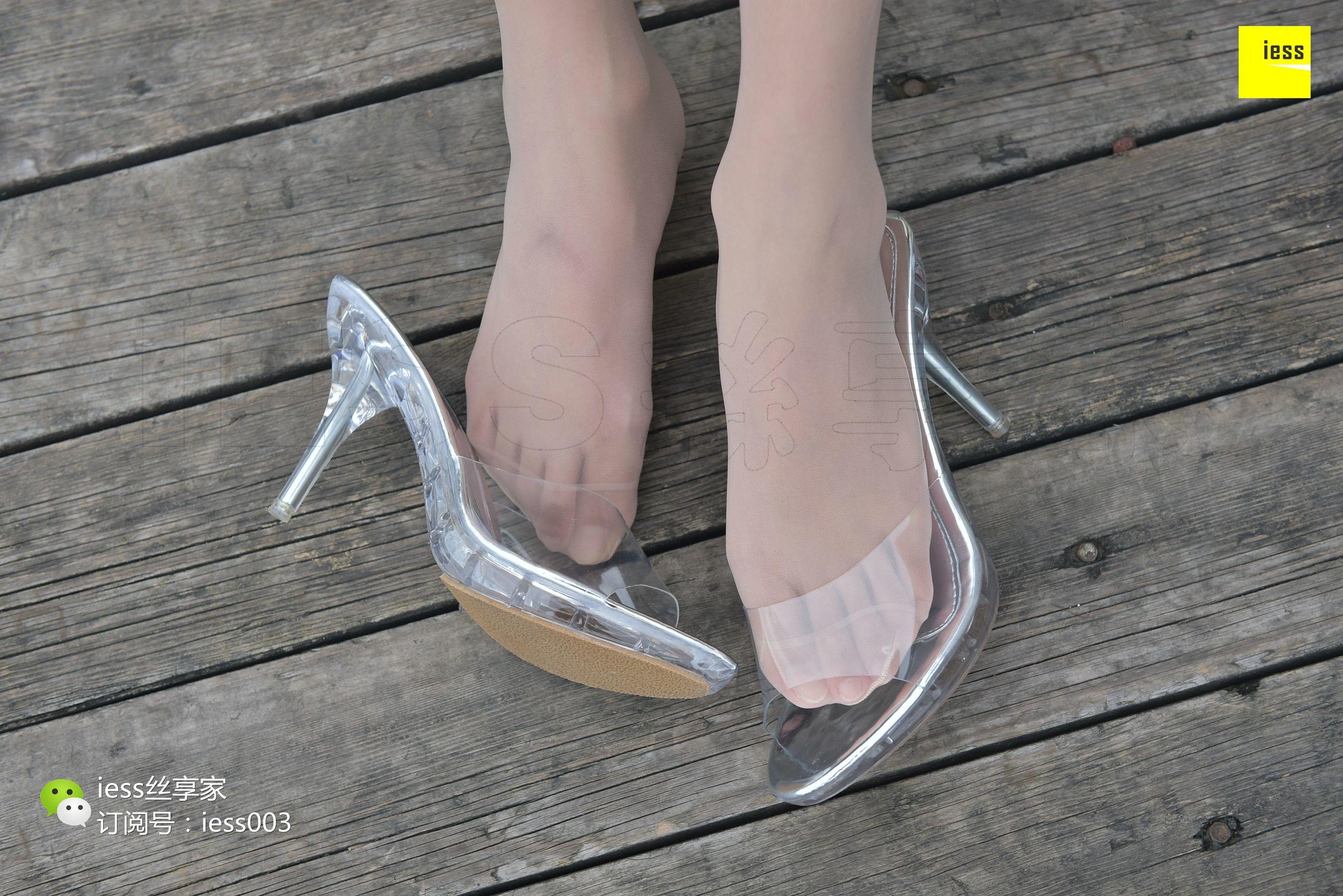 Si Xiangjia 025 Wan Ping's Fantasy of Transparent Crystal Shoes IESS Thoughts and Fun