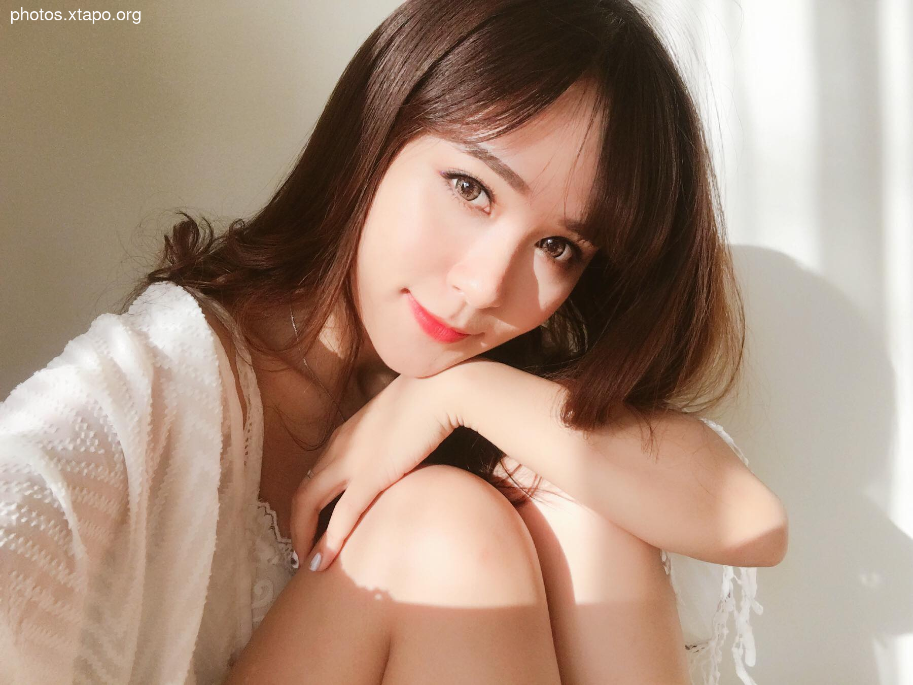 Thu Phuong Tran Temperament Lovely Picture and Photo