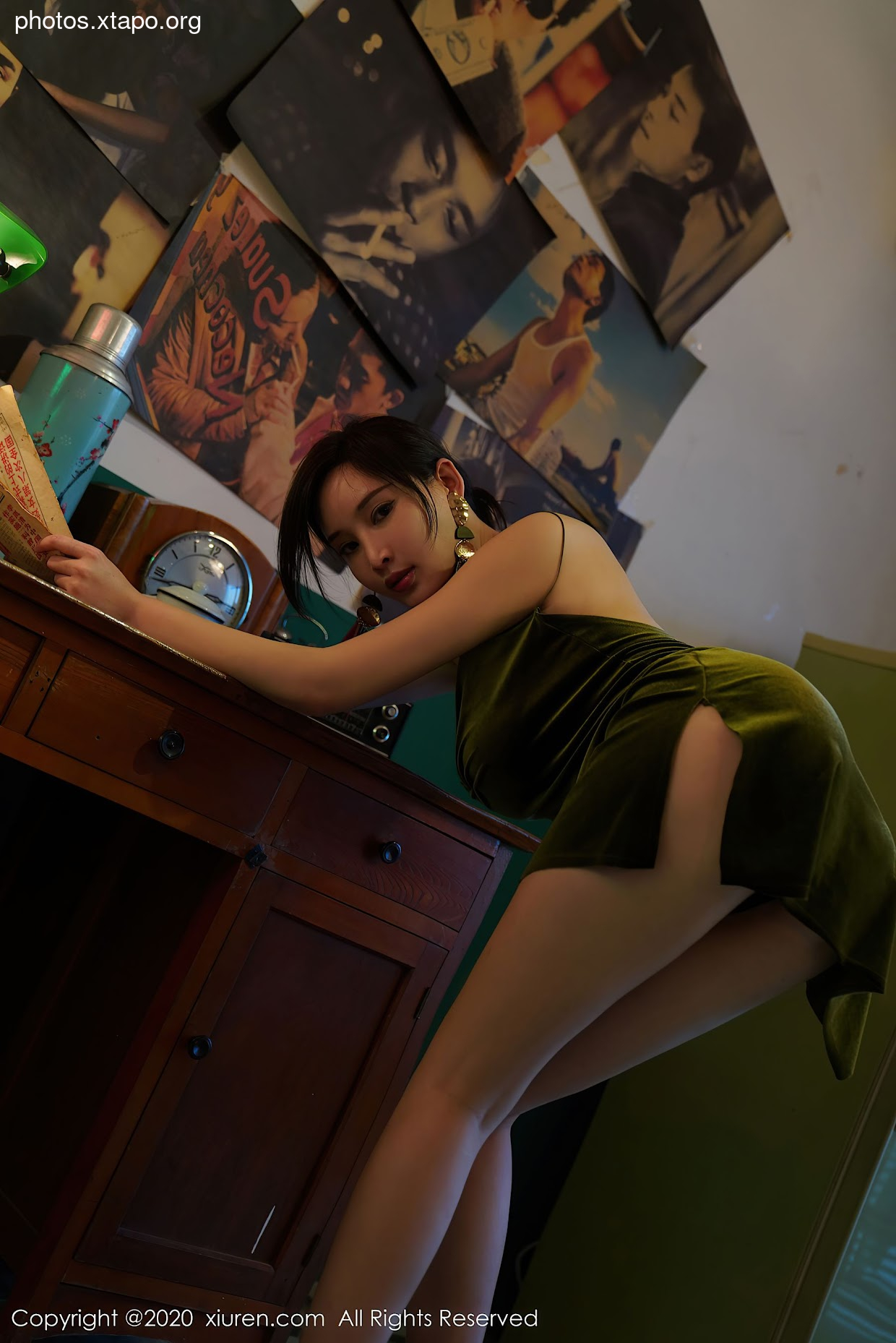 Xiuren 2477 Zhou Yanxi