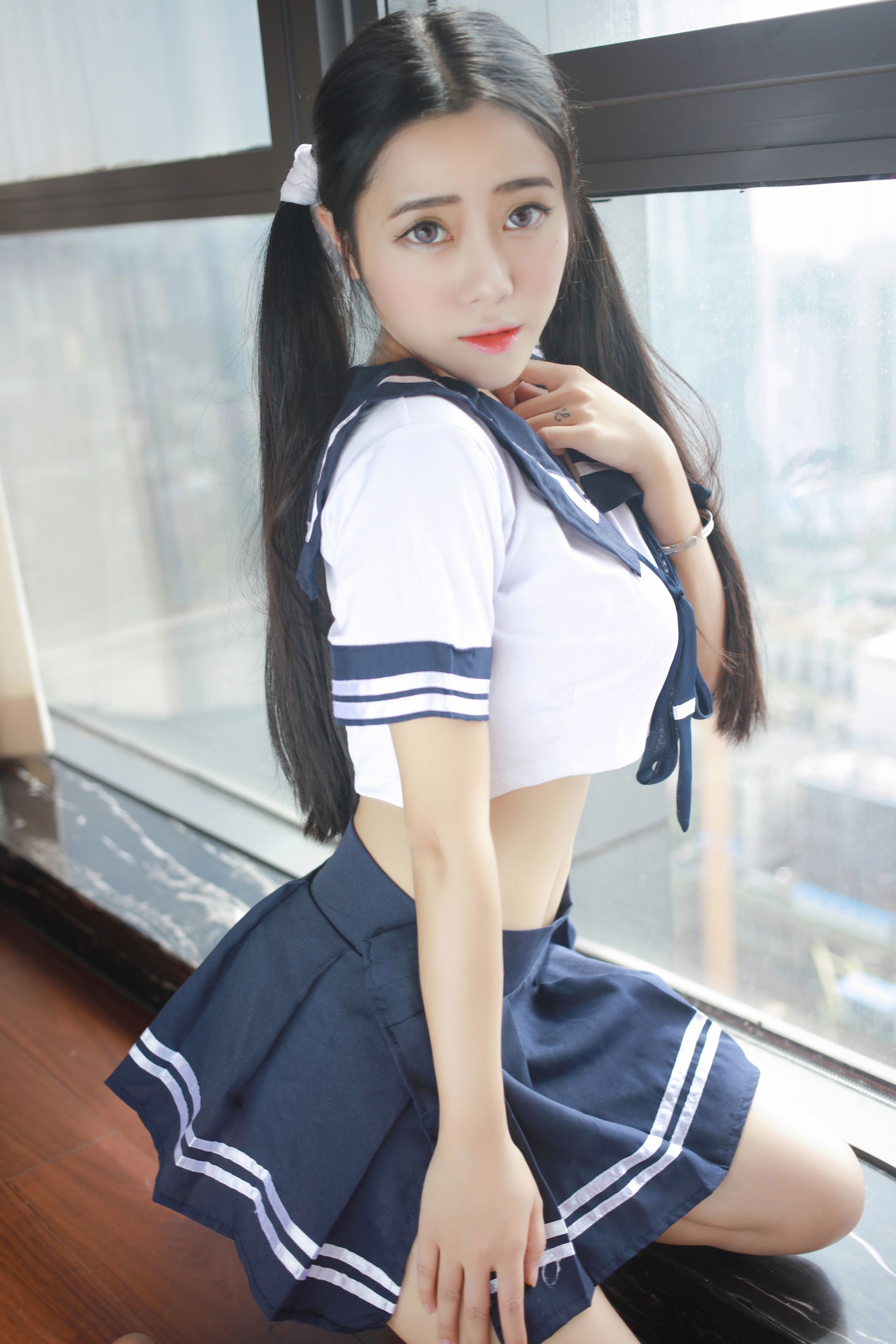 Dou Dou Liang Youlina 3 Set Sexy Uniform Series Model Academy MFSTAR VOL.032