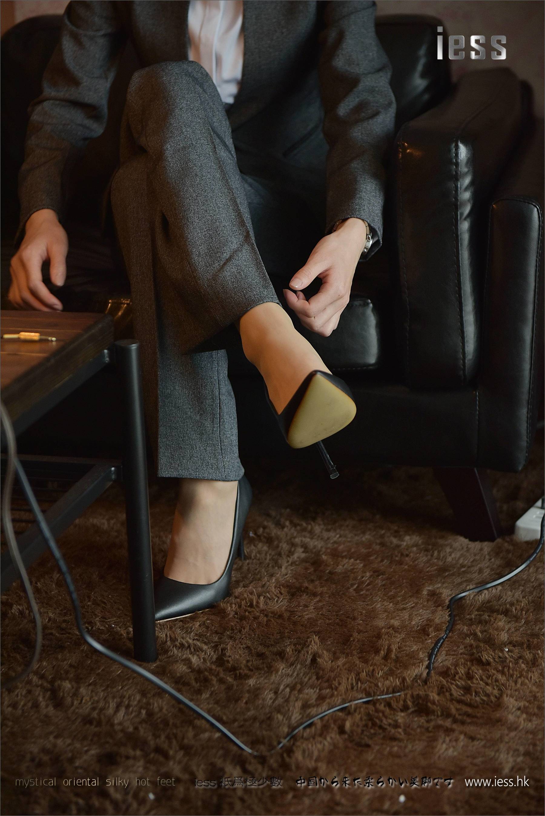 Silk Foot Bento 114 Little Six Little Six Pants Short Silk IESS Different Funbian