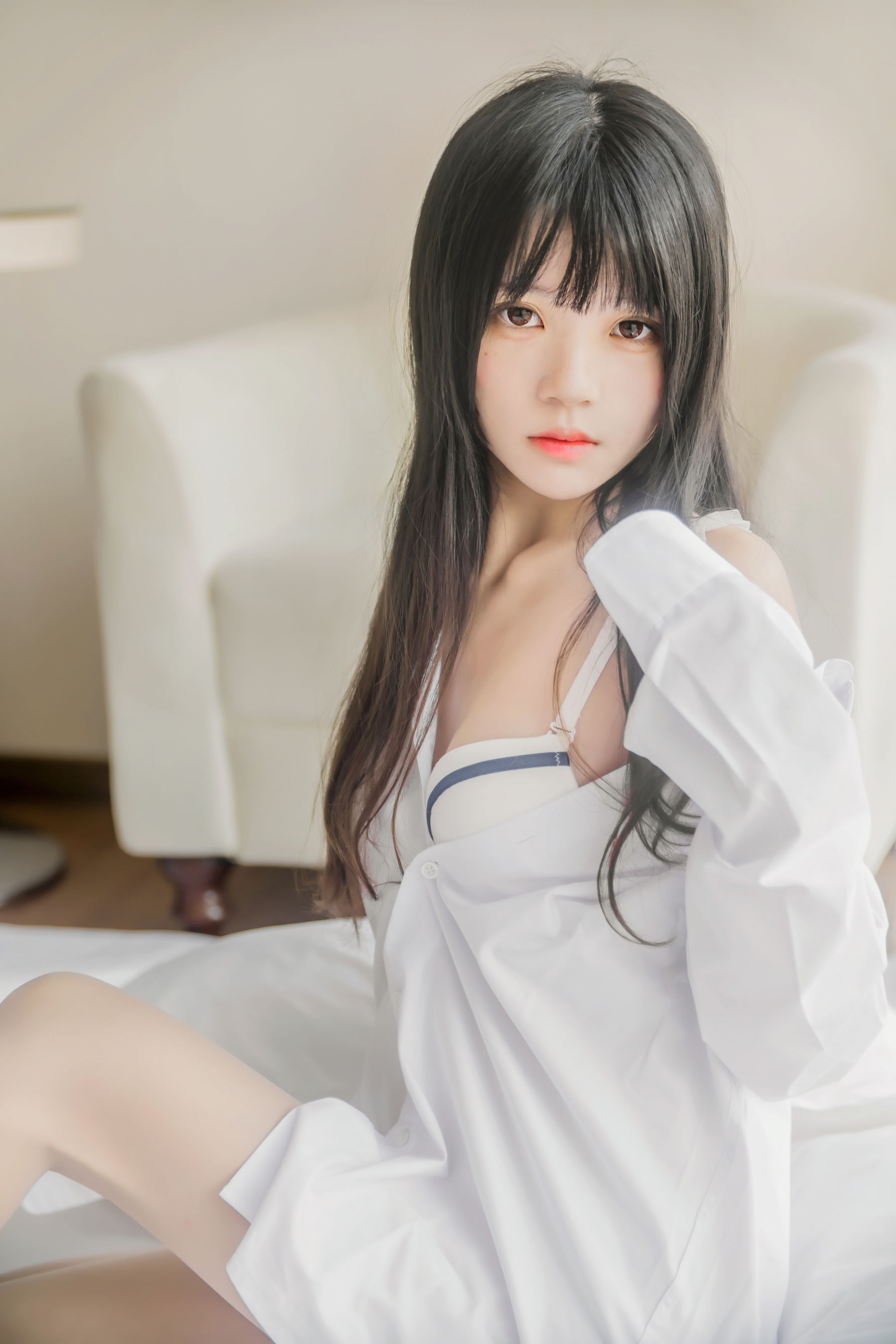 Loli cos 喵 -White Shirt Express