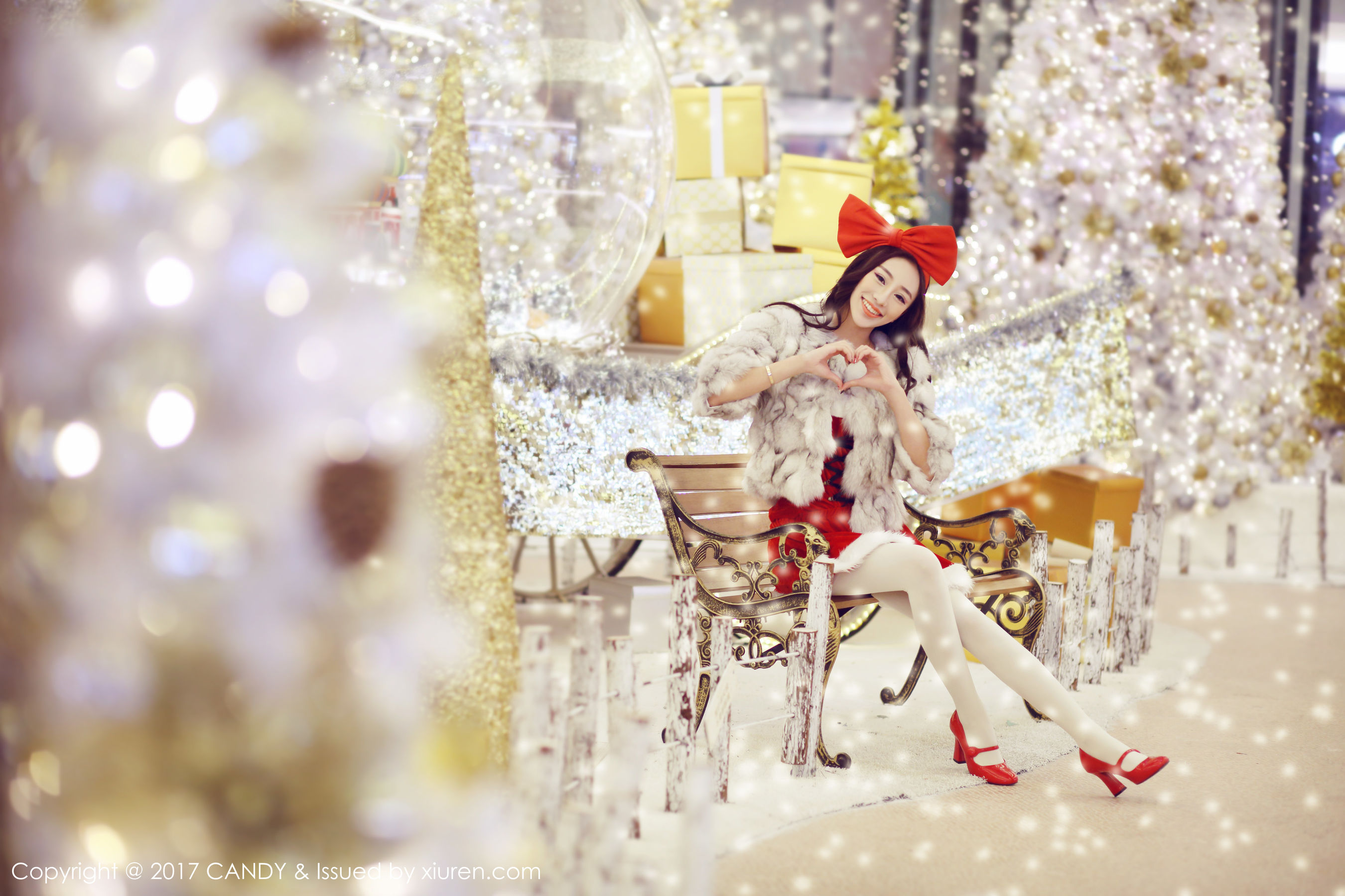 Meng Qiqi/Prince's Princess/Unknown Christmas Gift Net Red Pavilion Candy Vol.047