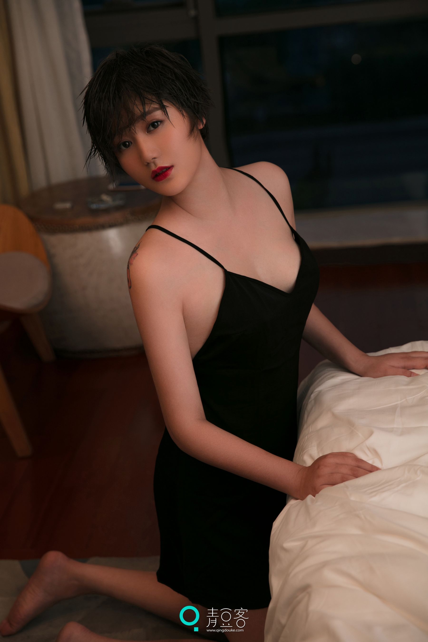 Yaoyao Short Hair Tender Model Qingdouke