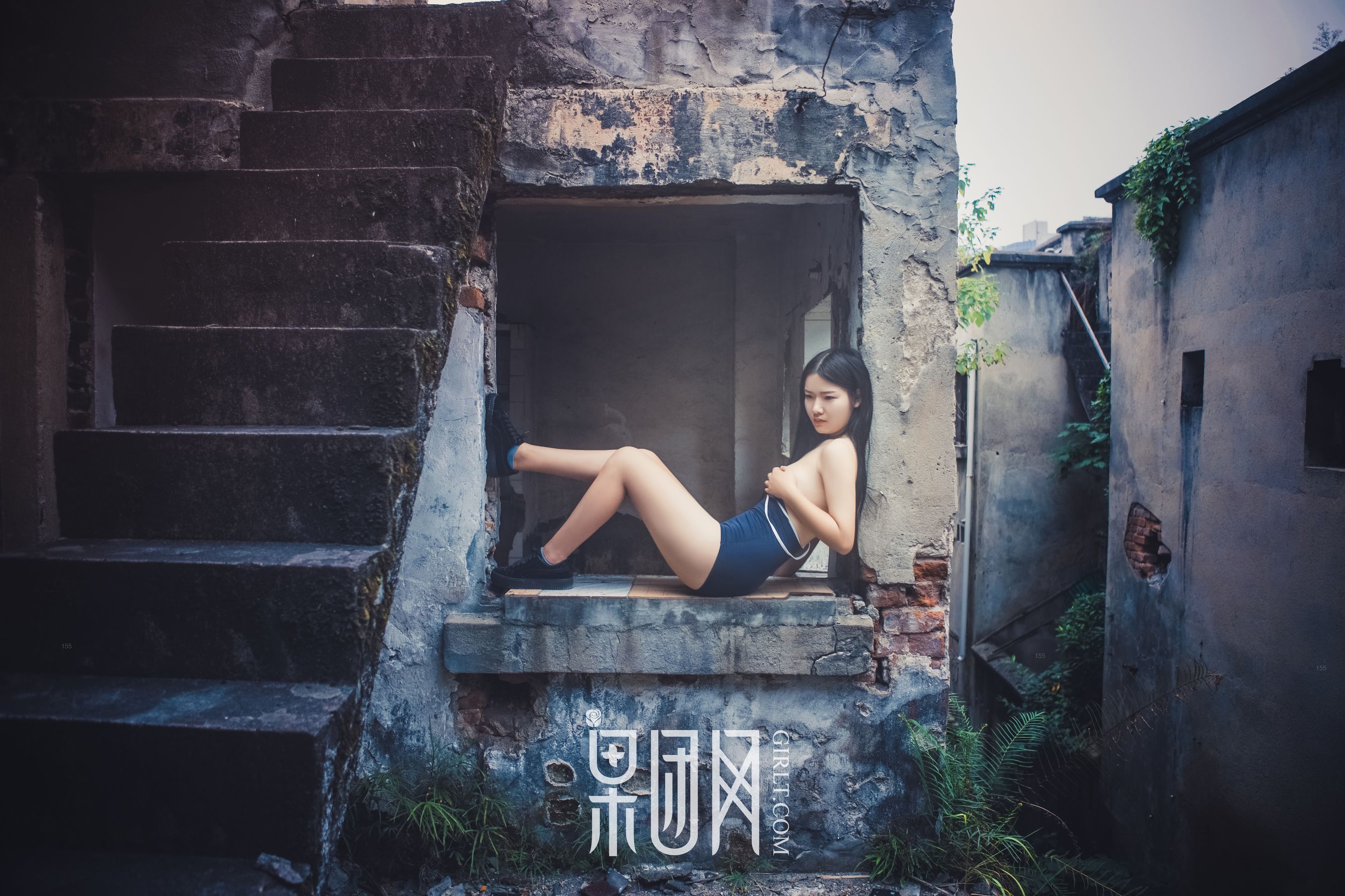 In the old house of silence, a fragrant drama is being staged Fruit Group Girlt No.089