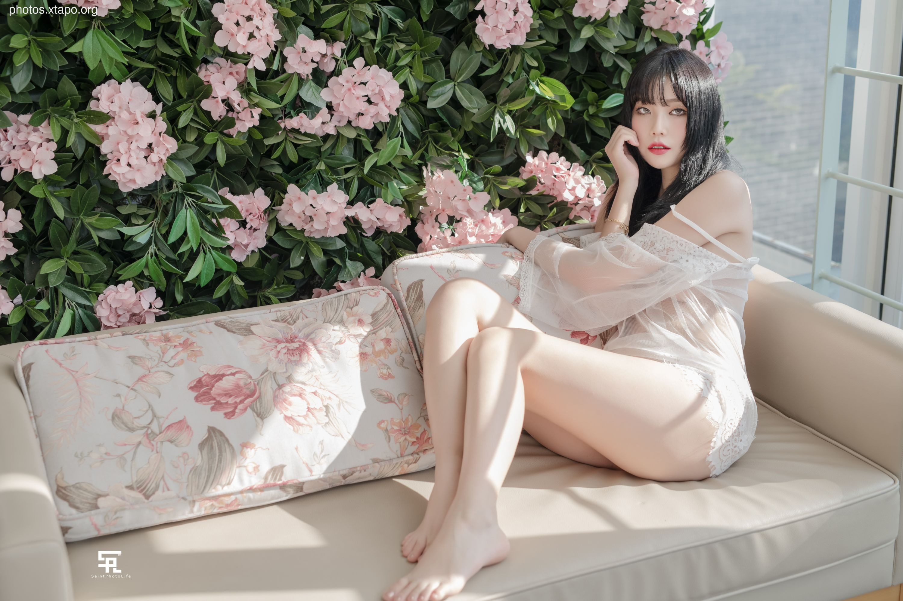 Yuna (윤아) - NO.008 SAINT Photolife BLOOM Vol.01 52P-315MB