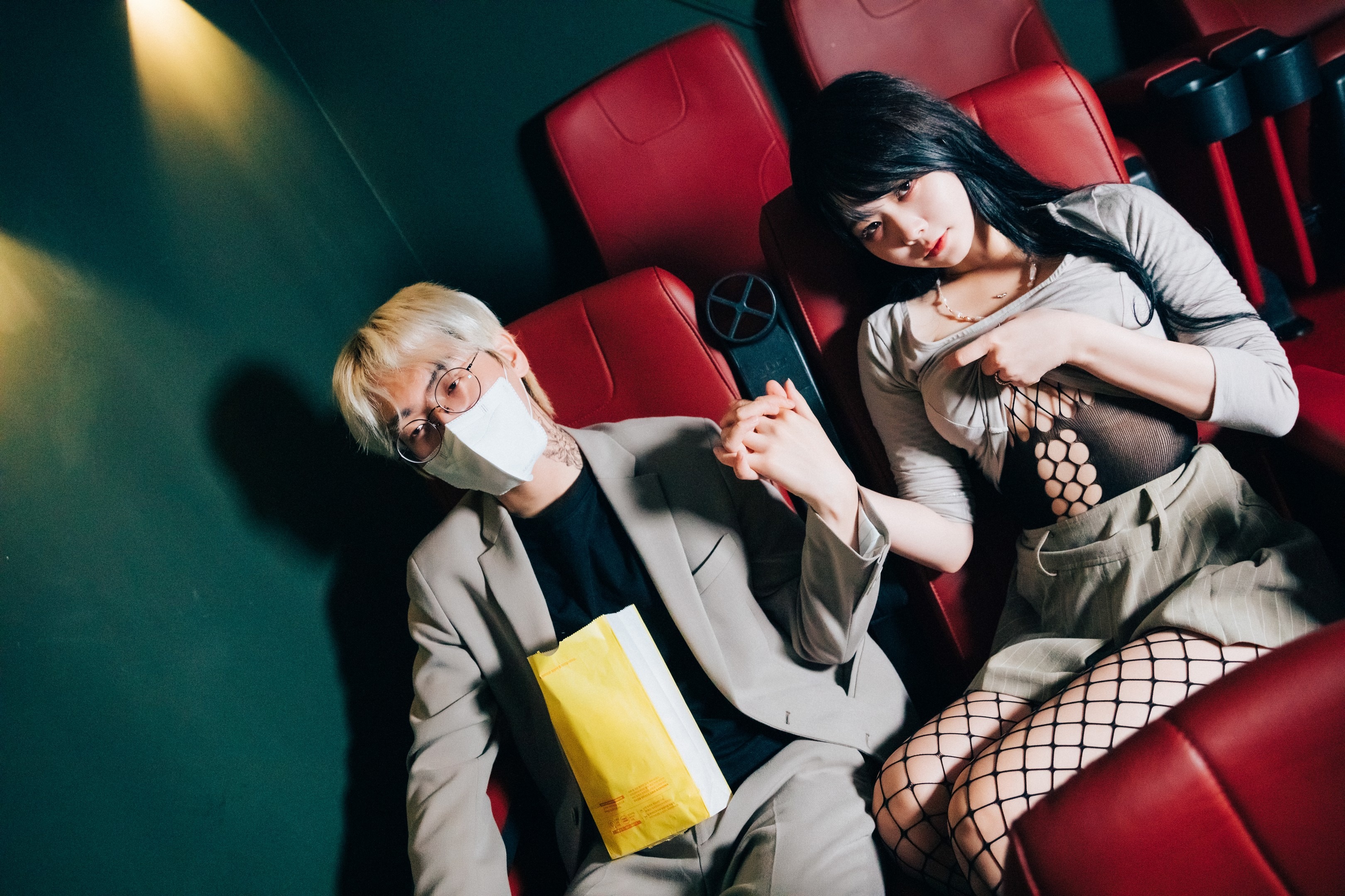 [LOOZY] Zia – xxx in the theater S.Ver