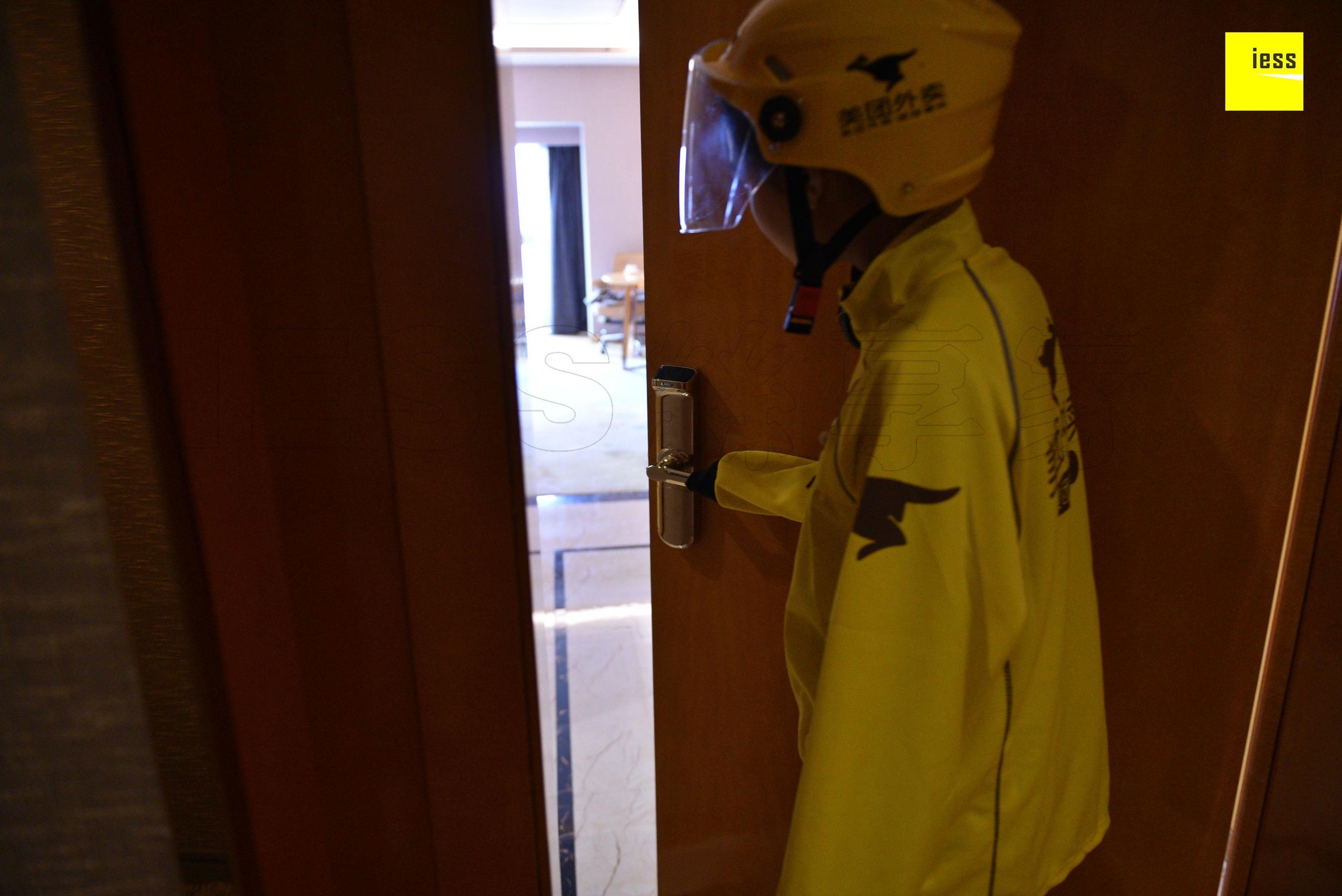 Hello, your takeaway is here Different Thoughts to IESS Devil on Wednesday Special issue 14 issue