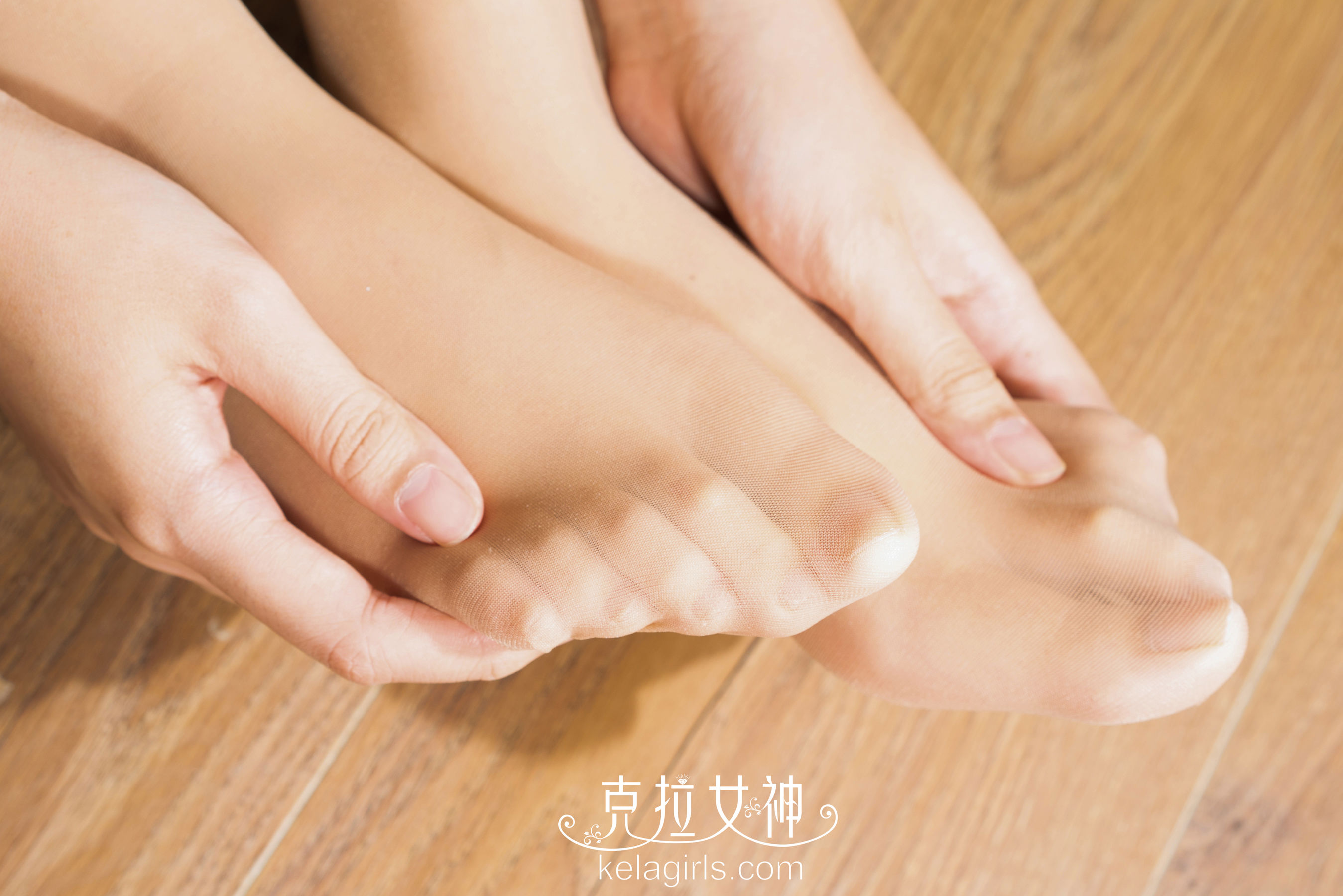 Song Zhizhen's Steading Sister Foot Crane Goddess Kelagirls