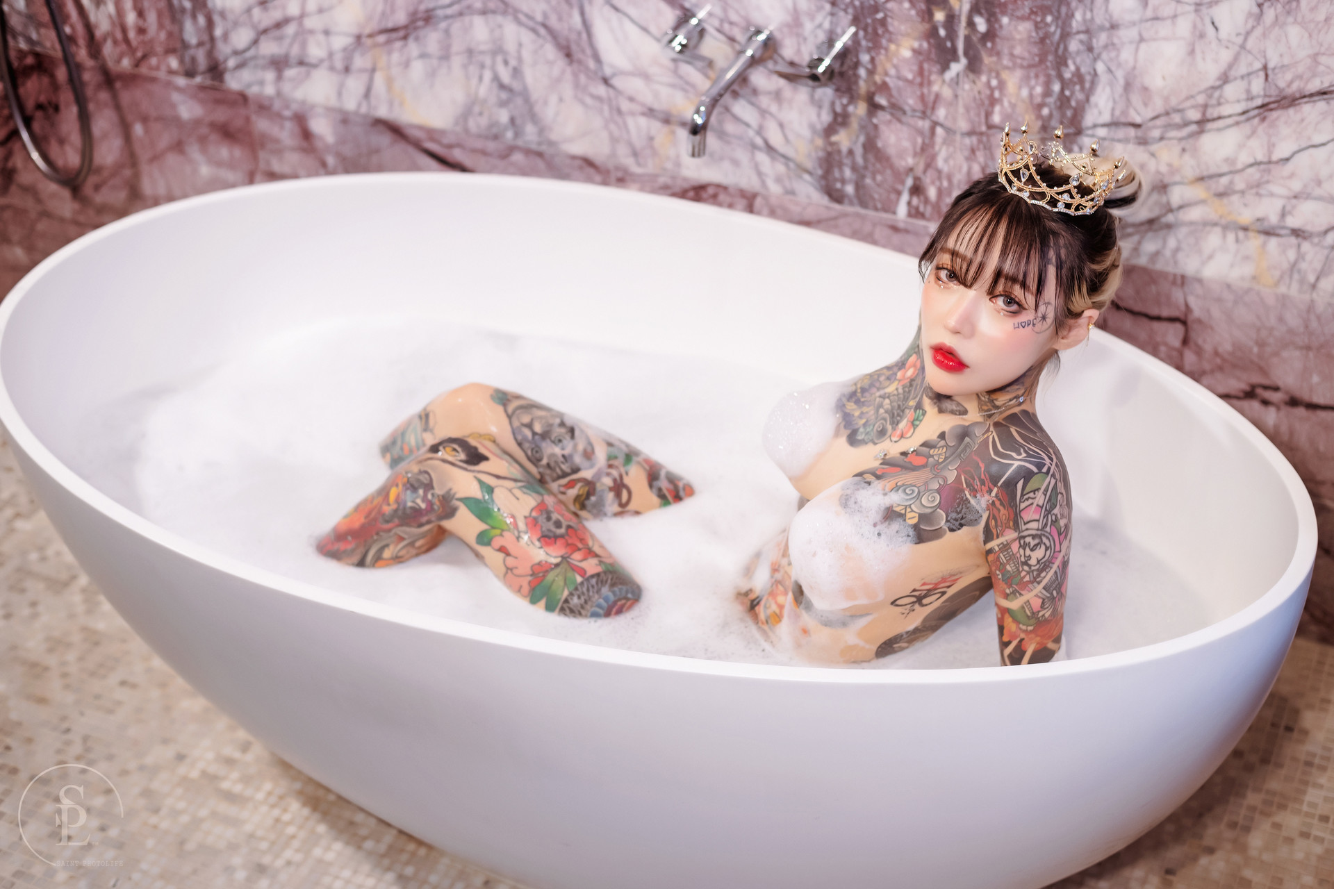 YoKo Yoko, [SAINT Photolife] Bubbles