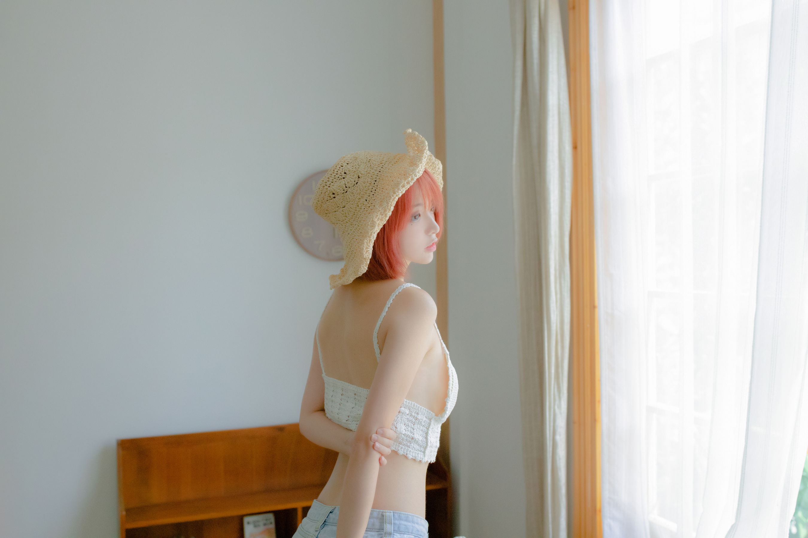COS Welfare Crazy Cat SS -Straw Hat Girl
