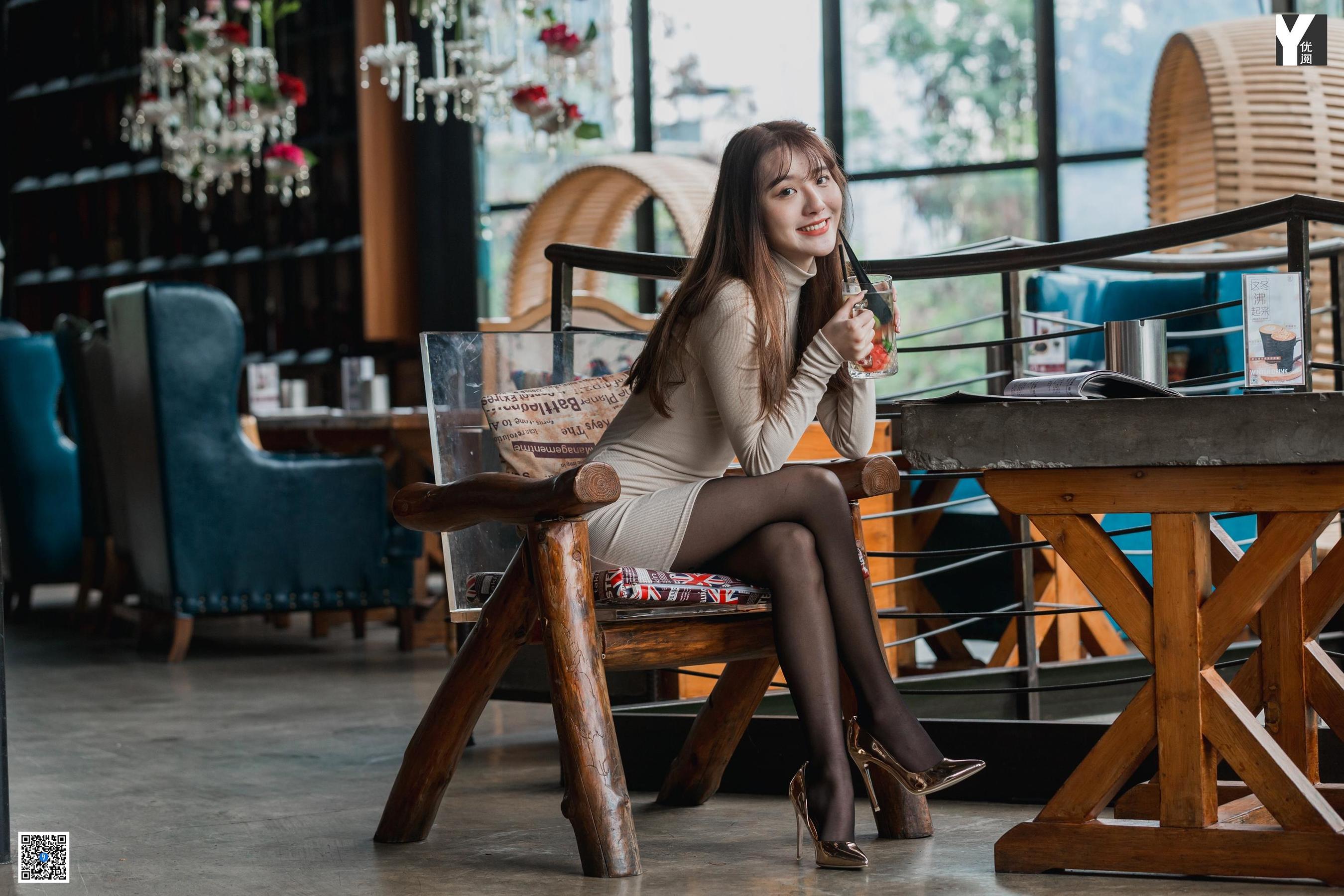 IESS Thoughts and Fun Model: Wan Ping Pure and Desire Black