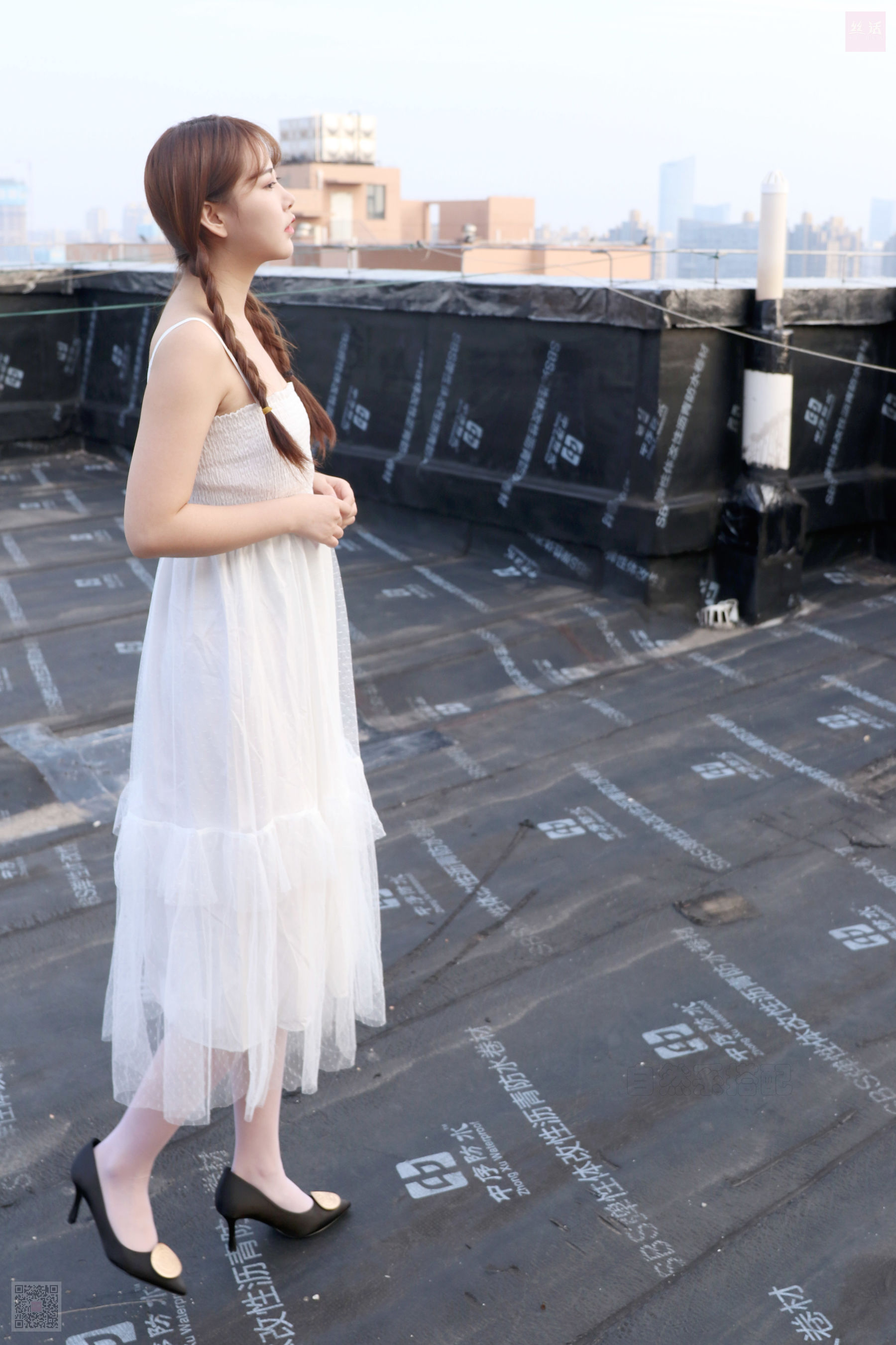 Sihua SH021 girl who dances in the rooftop of Su Yu