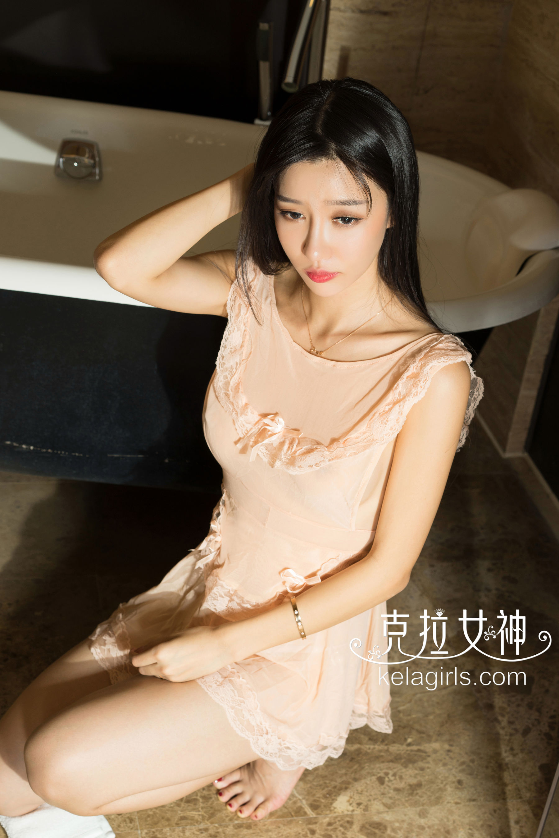 Wu Qianqian's April? Spring Light Crane Goddess