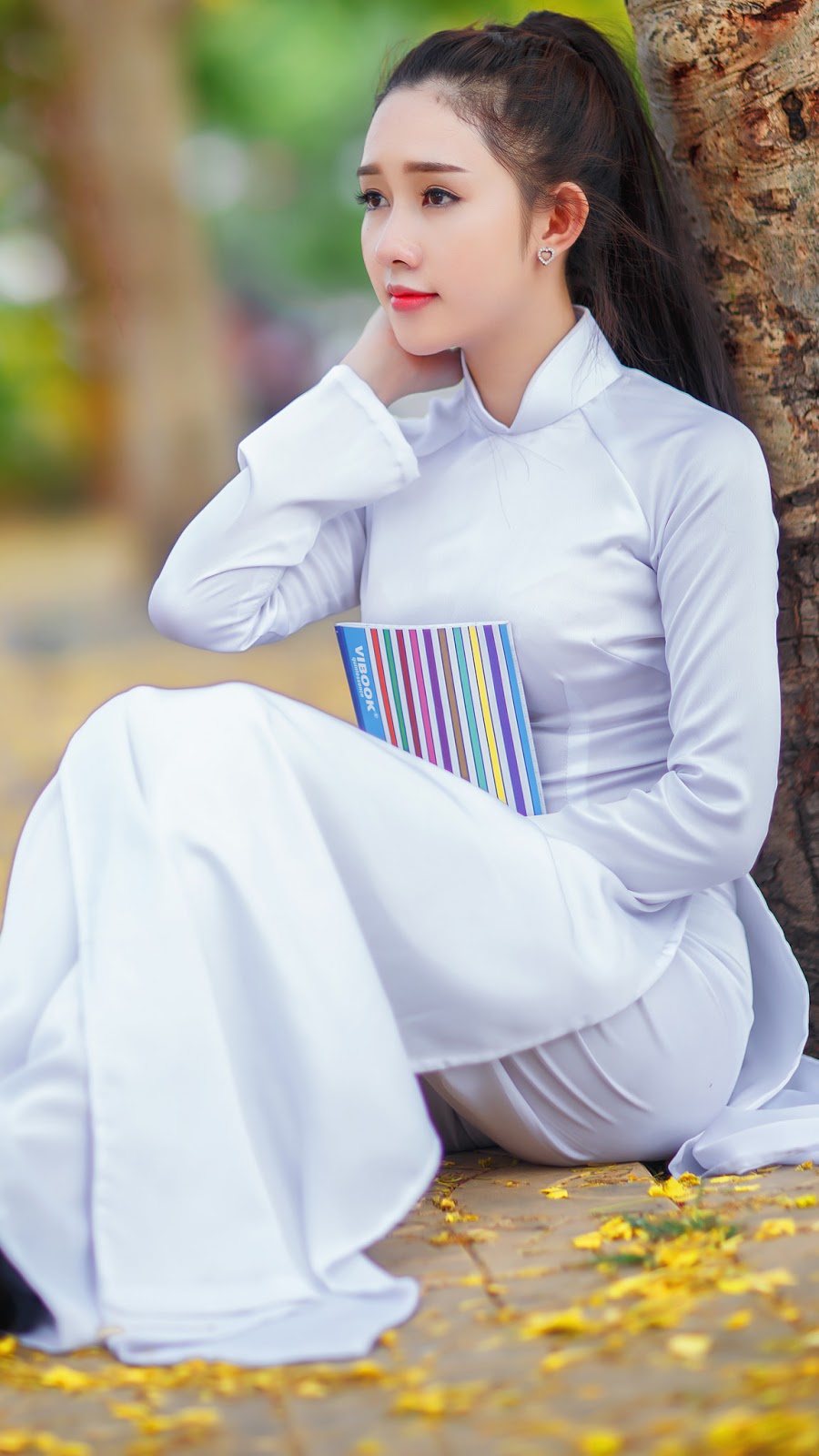 Top 100 most beautiful long dresses in Vietnam