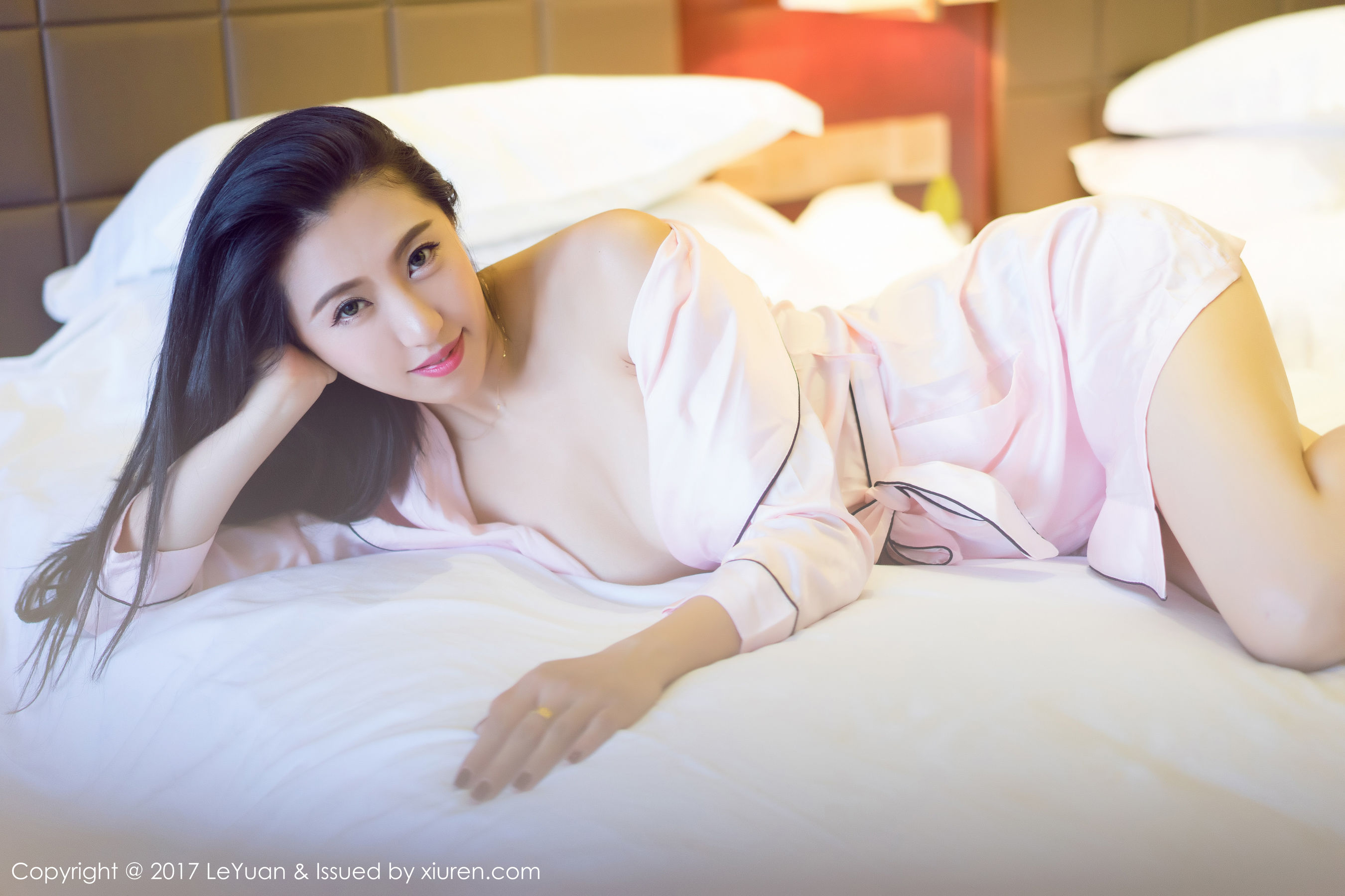 Daxi OL Masked Black Silk and Battle Room Wet Sexy Temptation Star Park Leyuan Vol.044