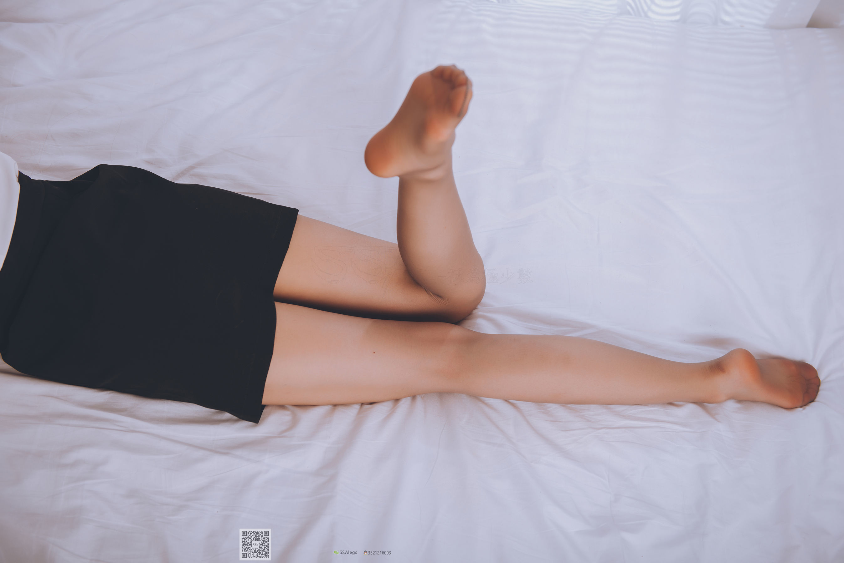 SSA Silk Club Super Qing photo No.020 Xiao Qiqi female secretary secretary boudoir gray stockings