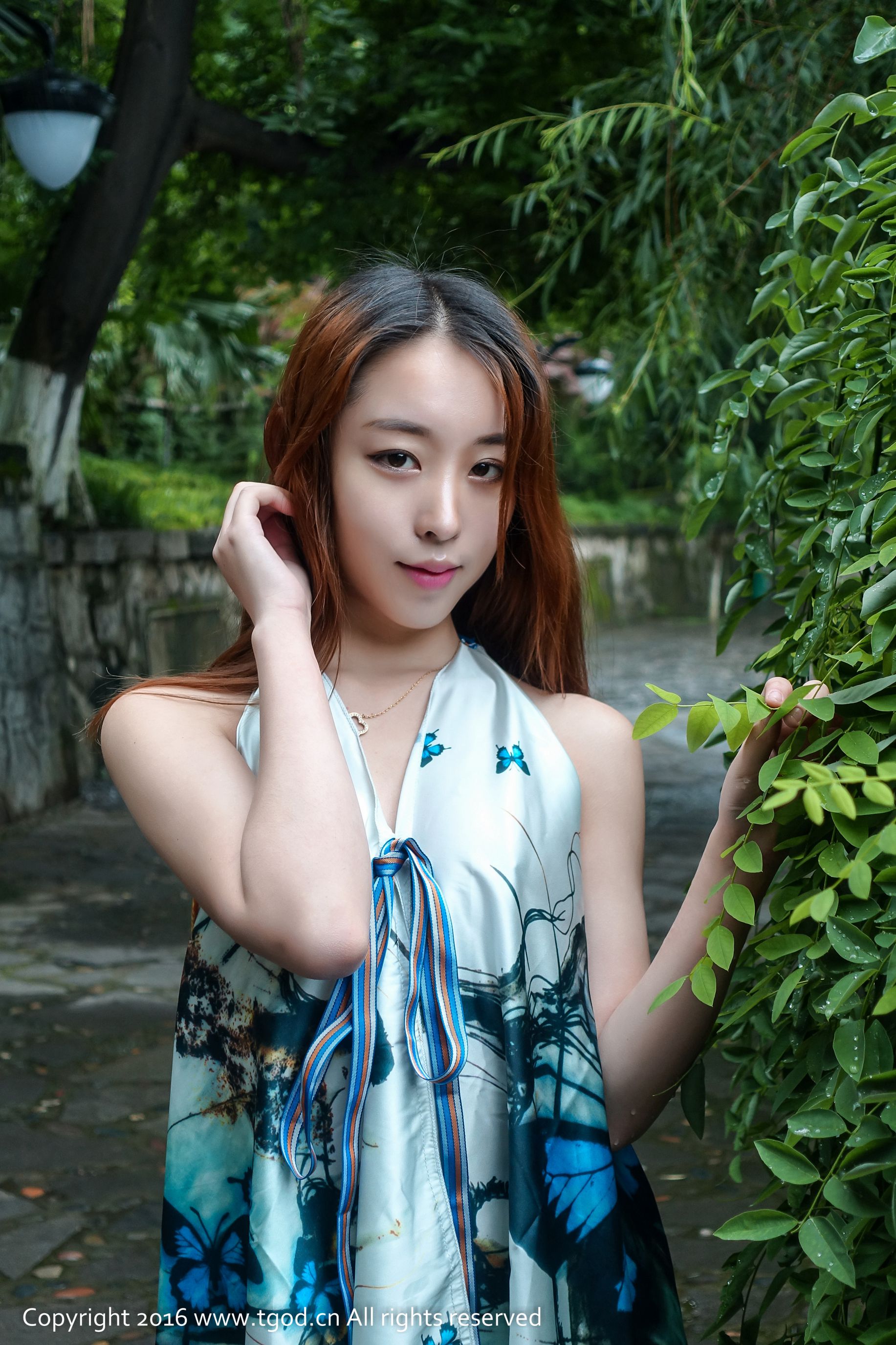 Zi Xuan Crystal Pleasant and Cute Beautiful Hip Show Push Goddess/Royal Girl