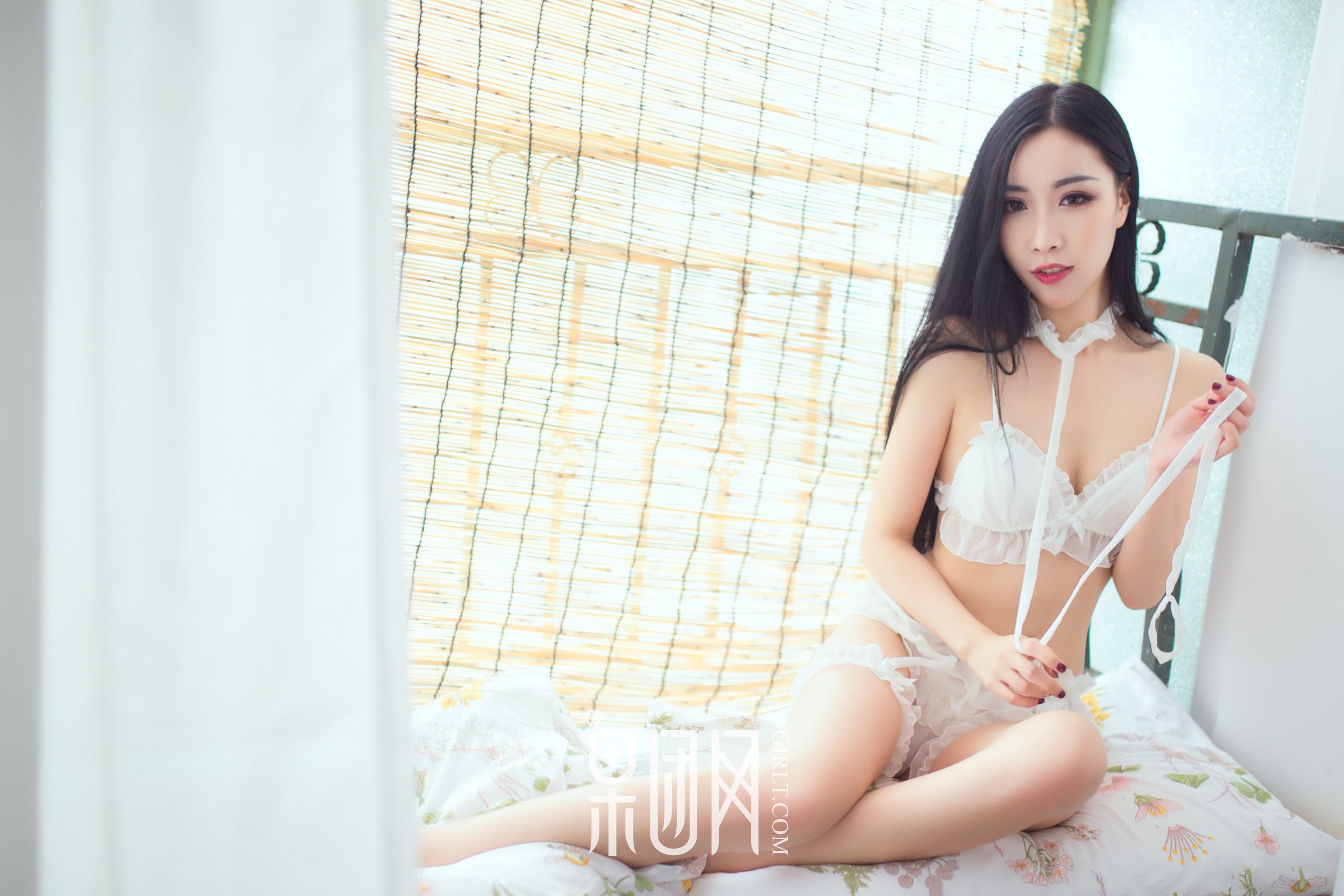 Xiaoyu White Silk Photo fruit group network Girlt No.099