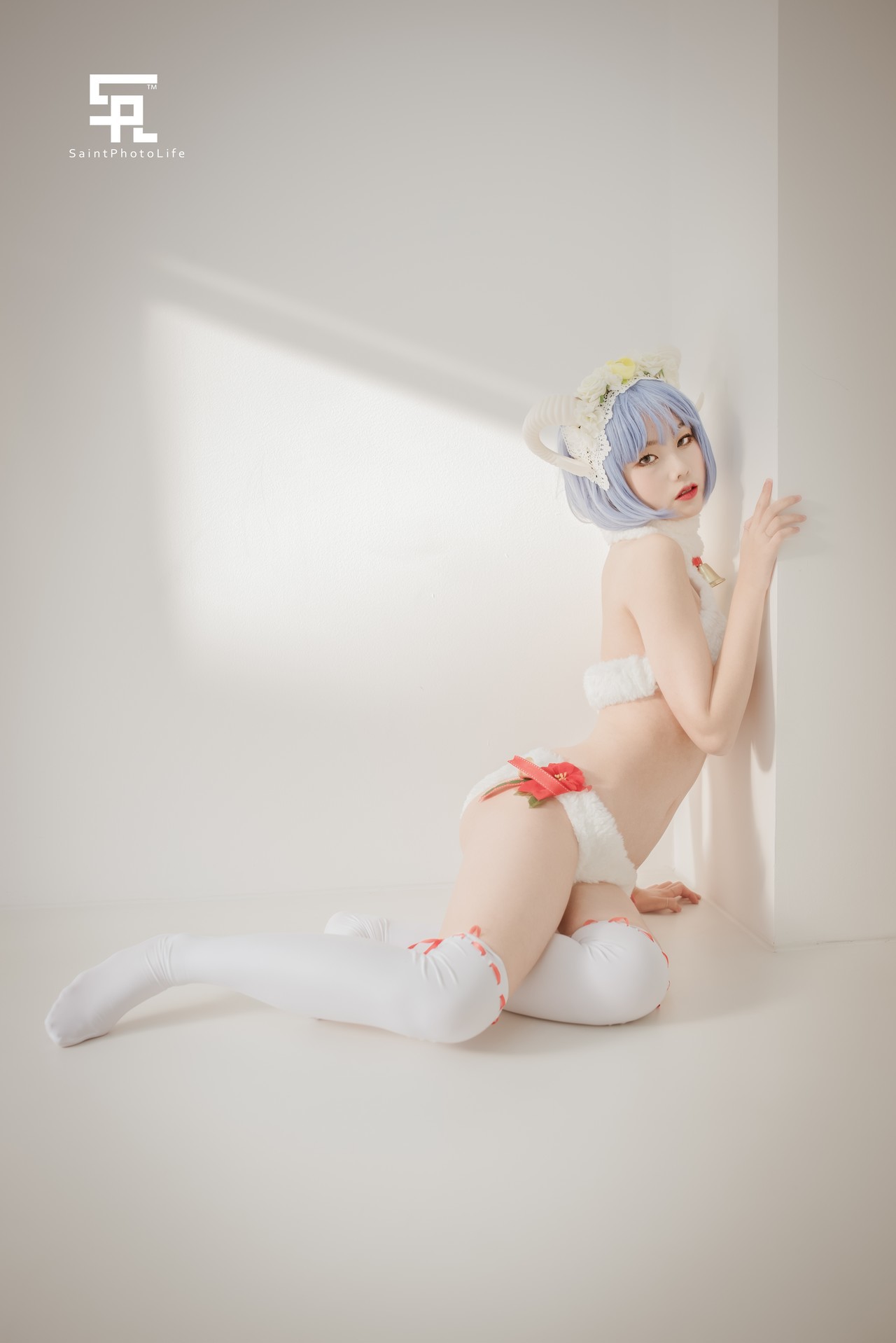 YUNA 윤아, [SAINT Photolife] Yuna's Cosplay Vol