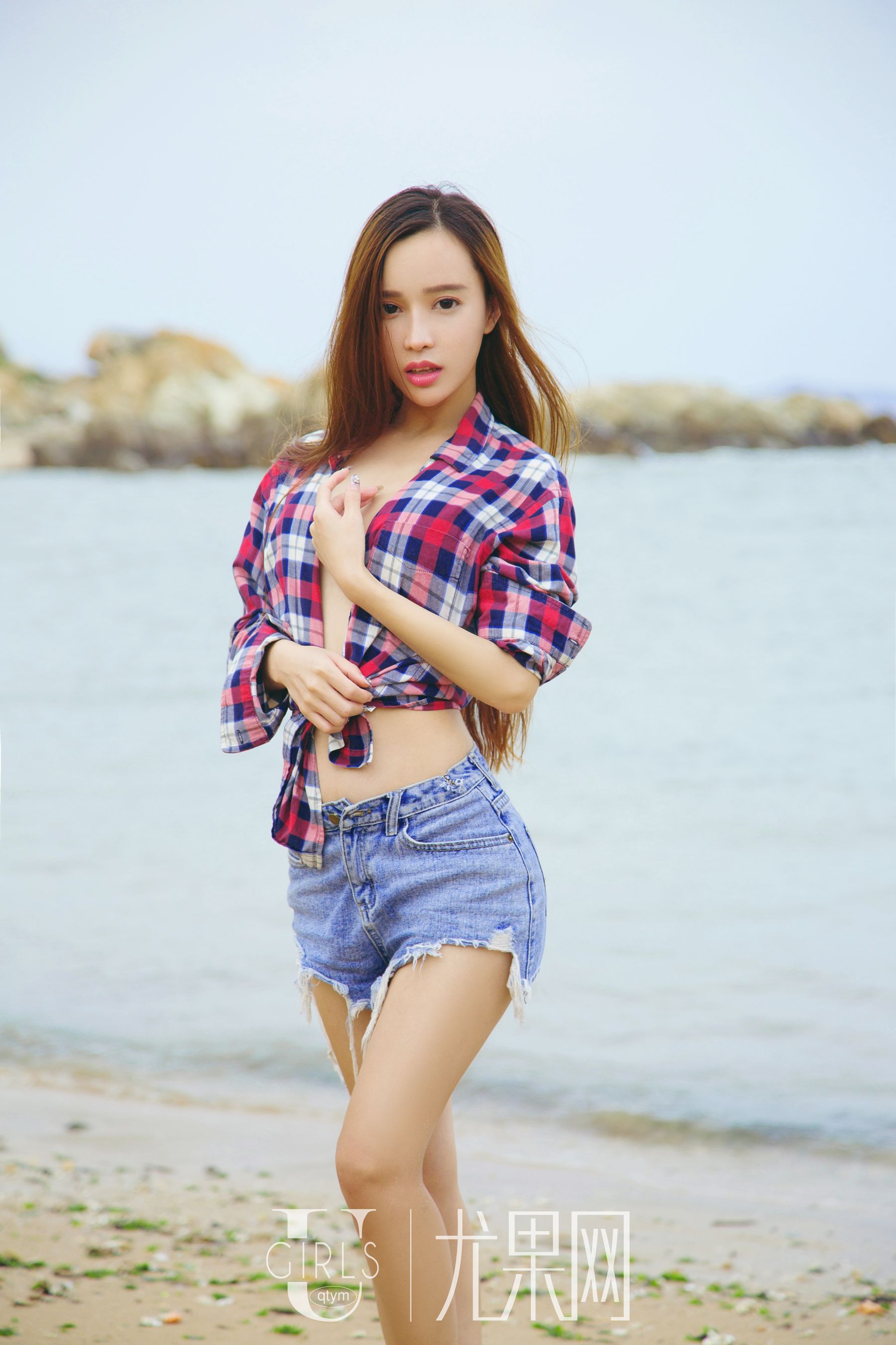 Ni Yoko & amp; Ai Xiaoqing Come from the Wind Youguo Ugirls T026