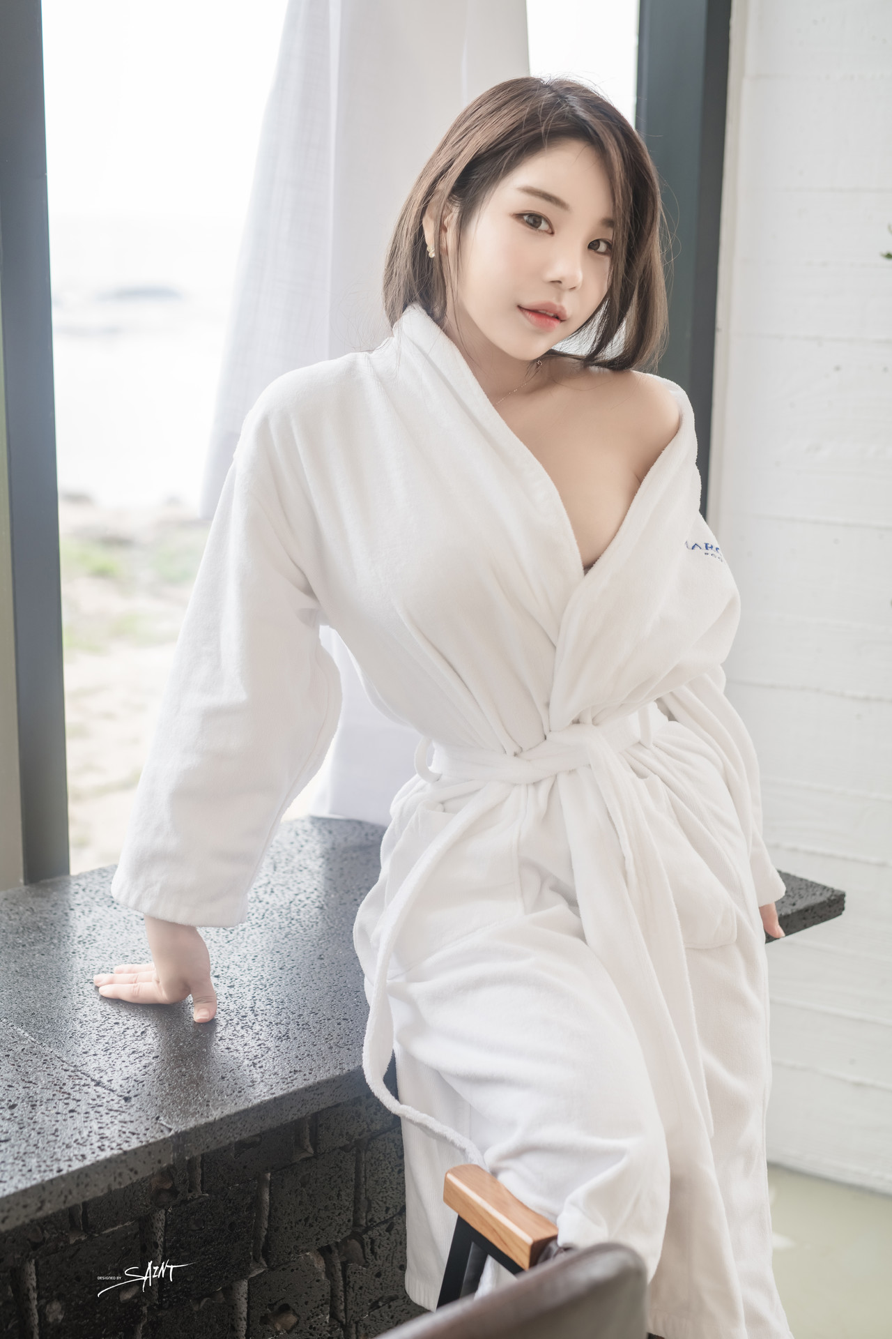 Zzyuri 쮸리, [SAINT Photolife] Blue Marine