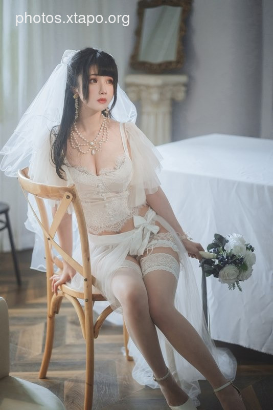 CosLiangliangzi-Transparent Wedding Dress39P